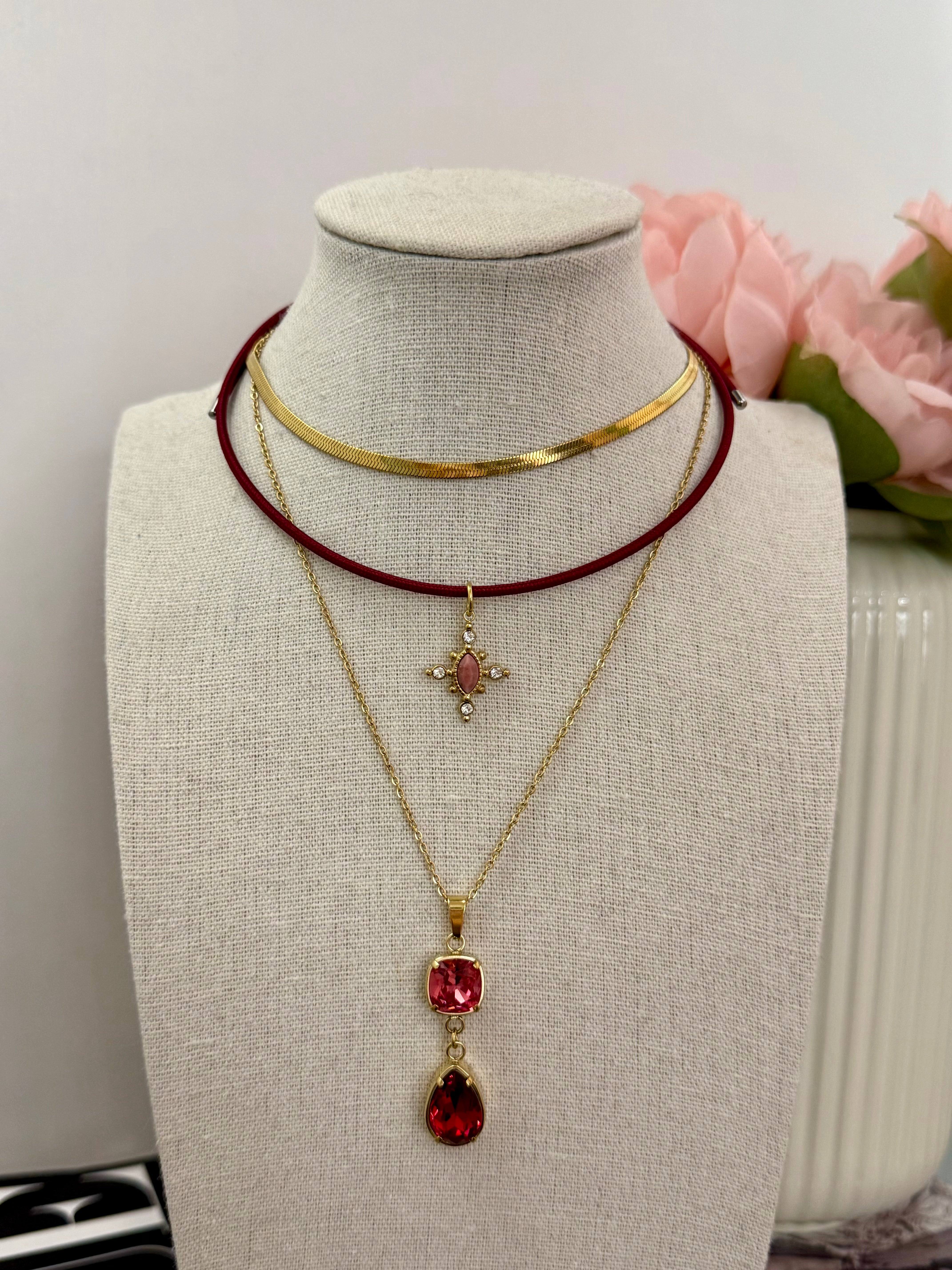 Collana doppio ciondolo gemma rossa e fucsia