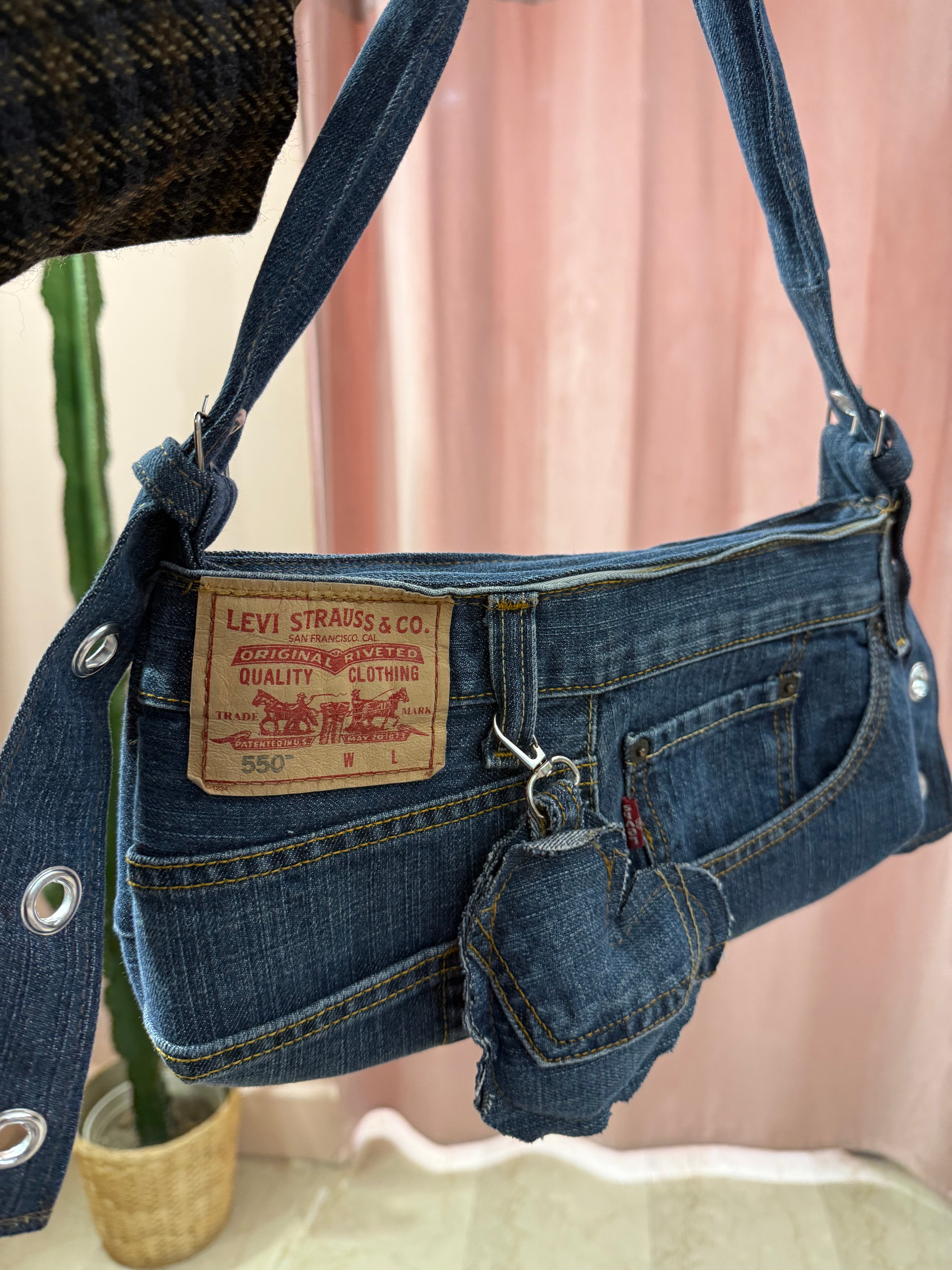 Borsa baguette Levis upcycling