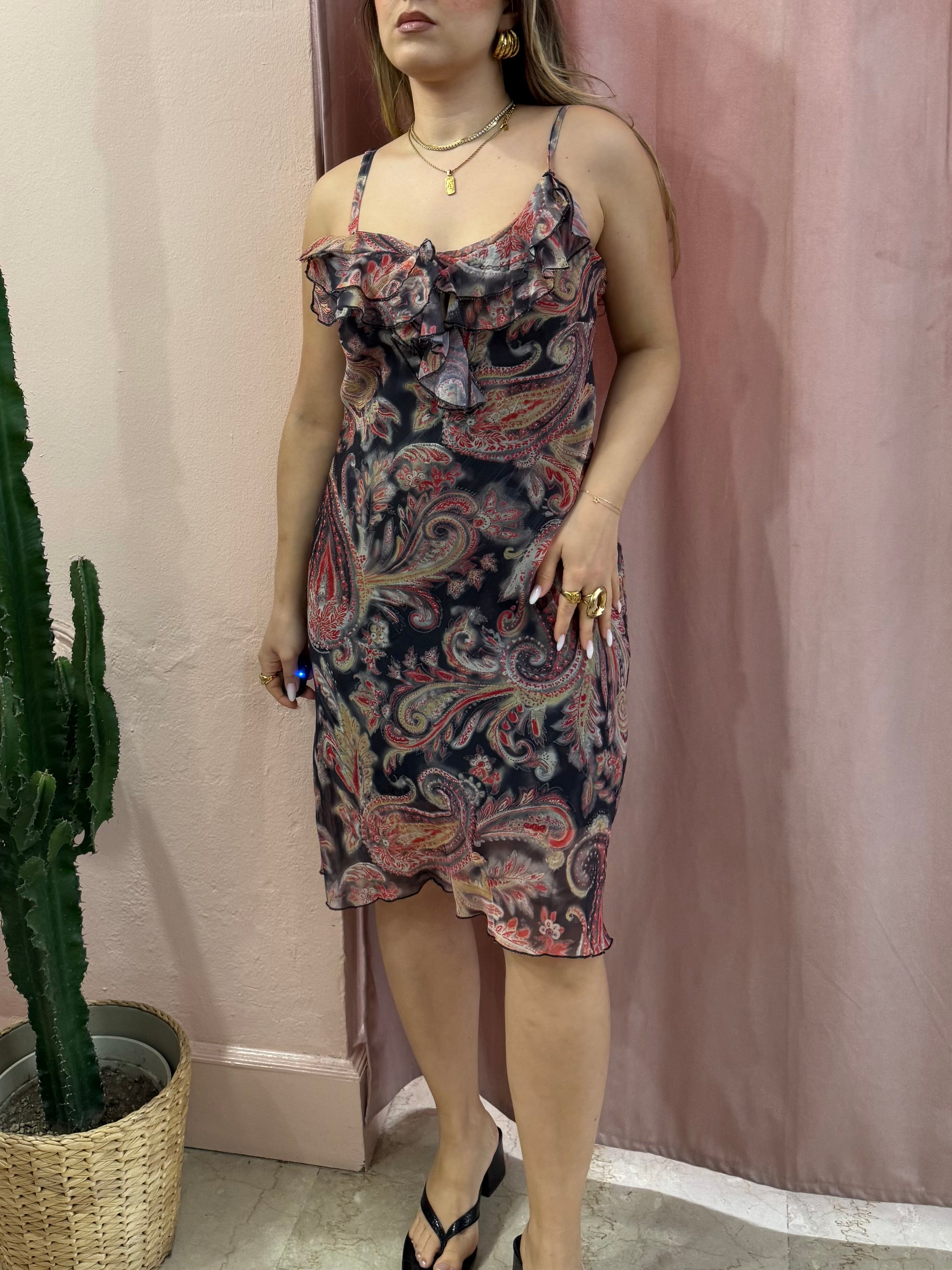 Vestito 00s nero con drappeggi