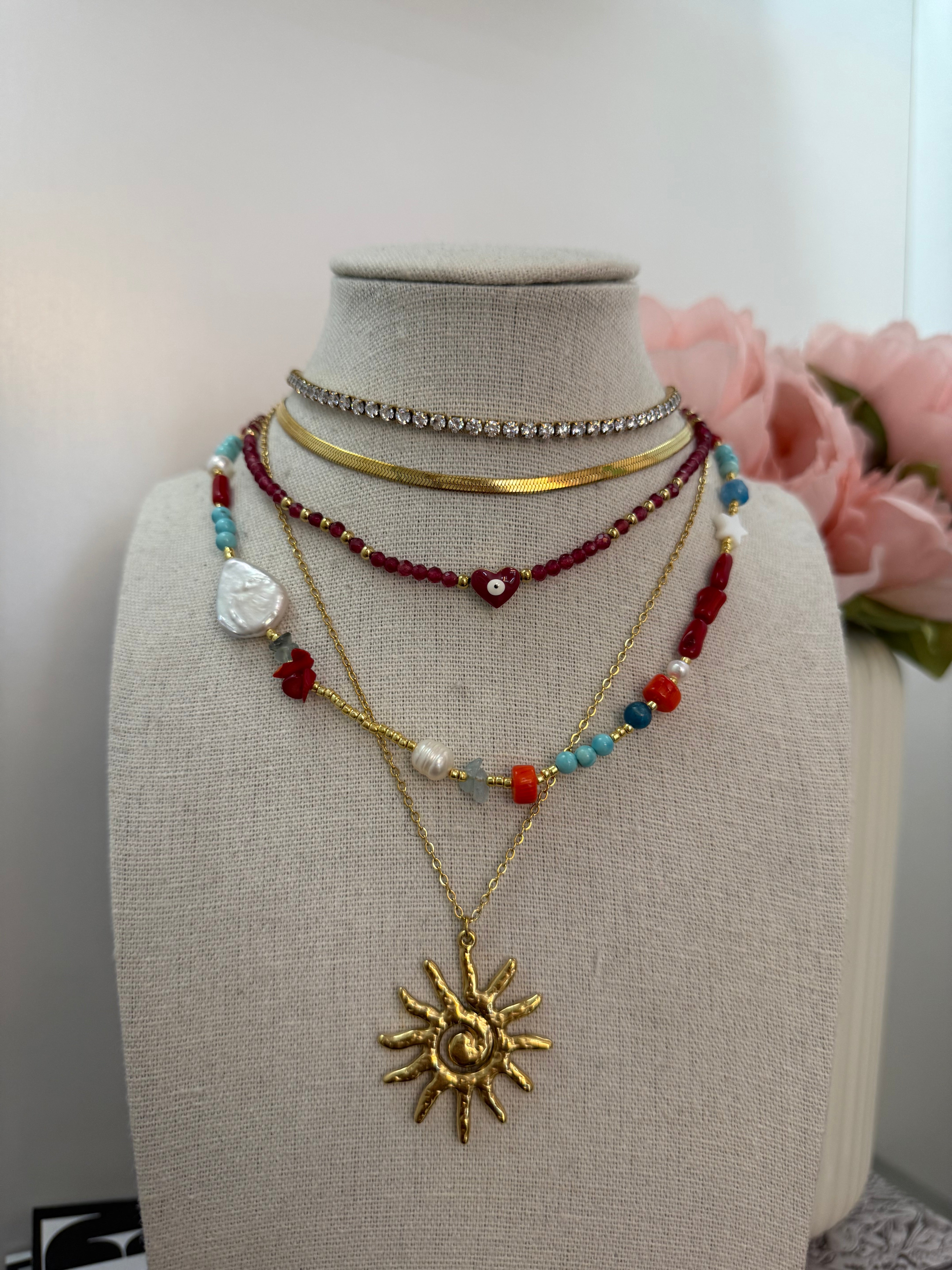 Collana bordeaux cuore di fatima