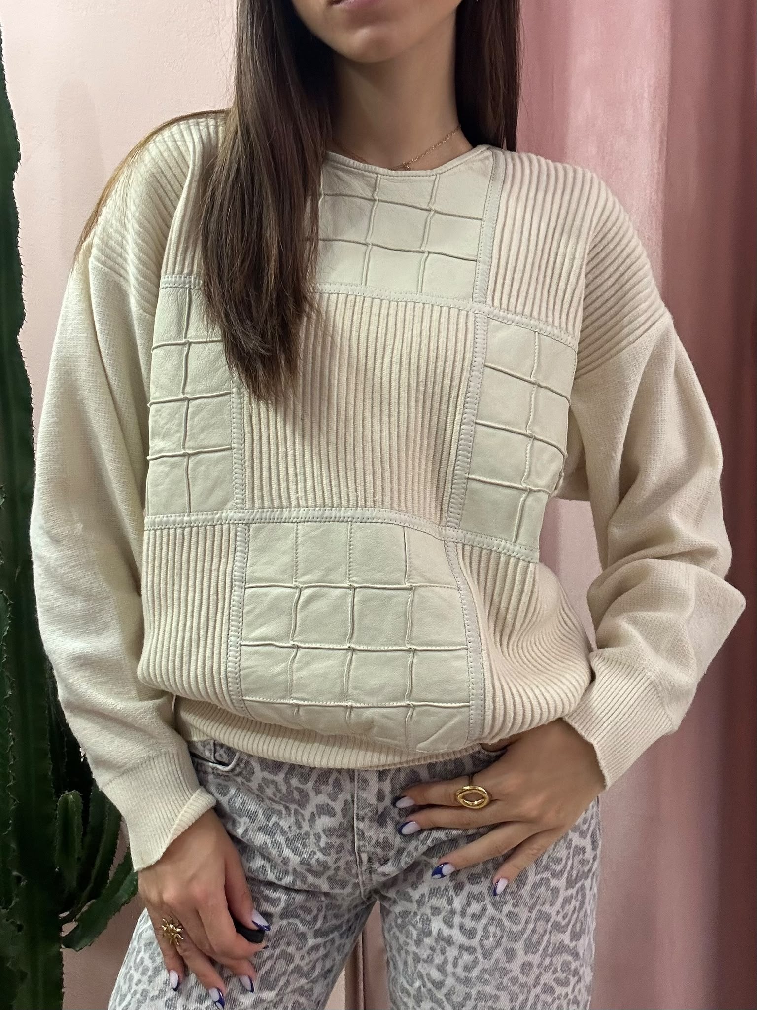 Maglione vintage panna con inserti in pelle