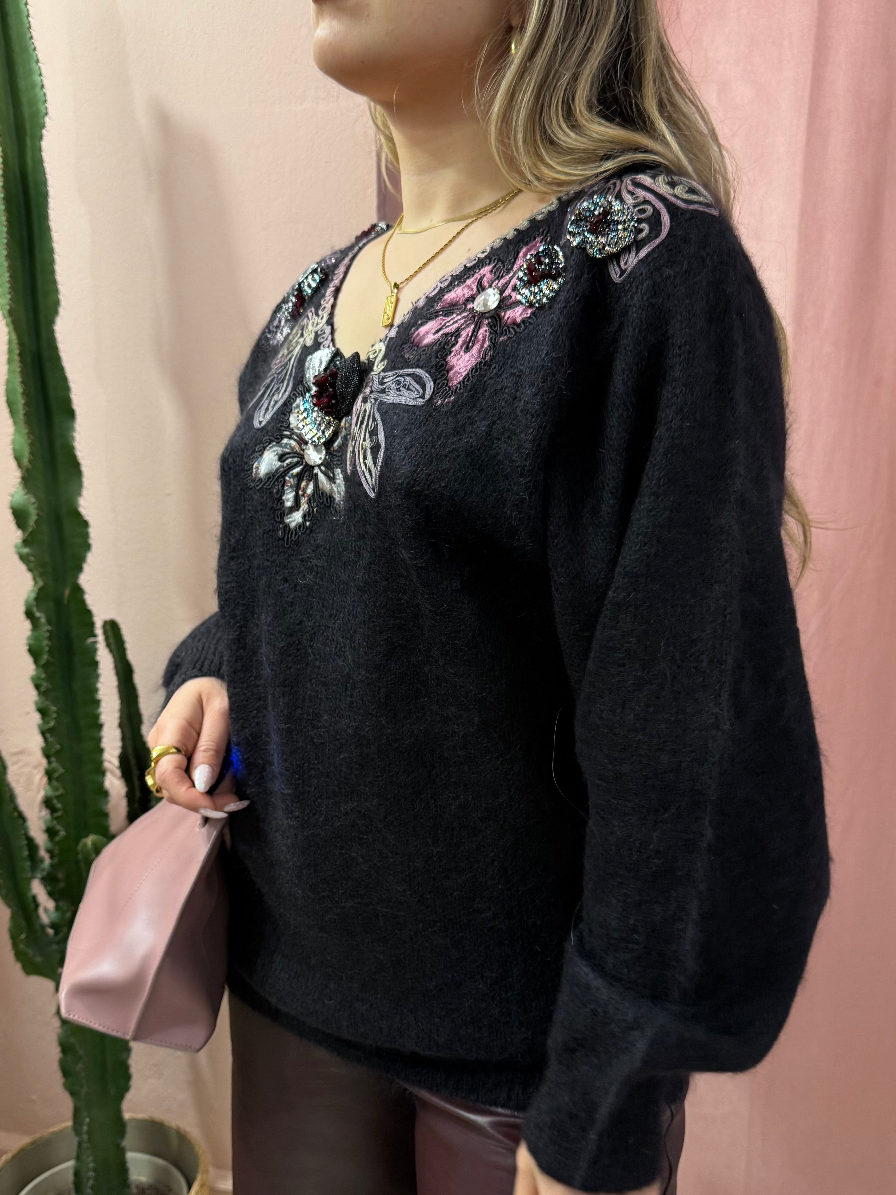 Maglione vintage ricamato in kid mohair