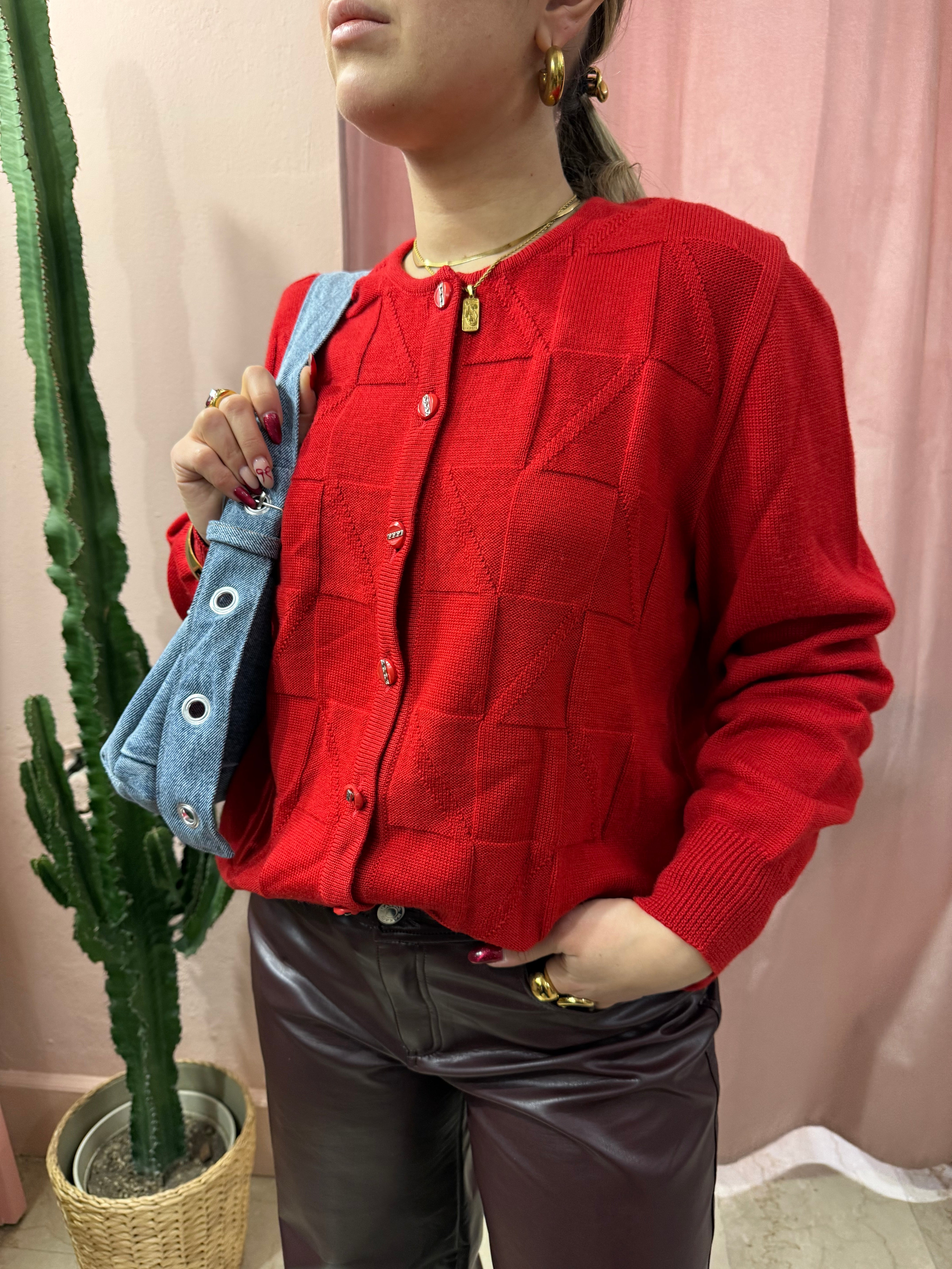 Maglione in lana vergine rosso