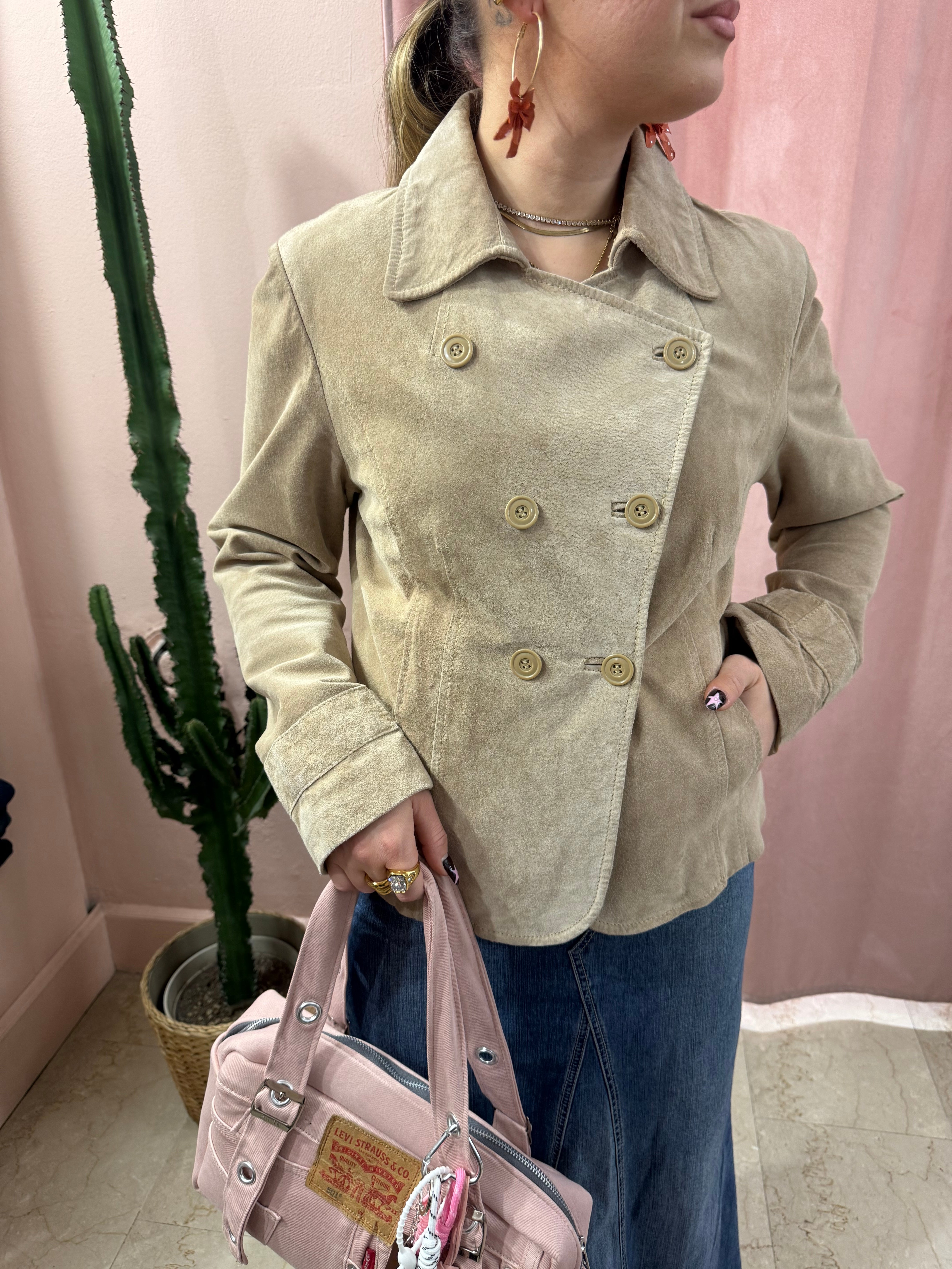 Giacca corta in pelle scamosciata