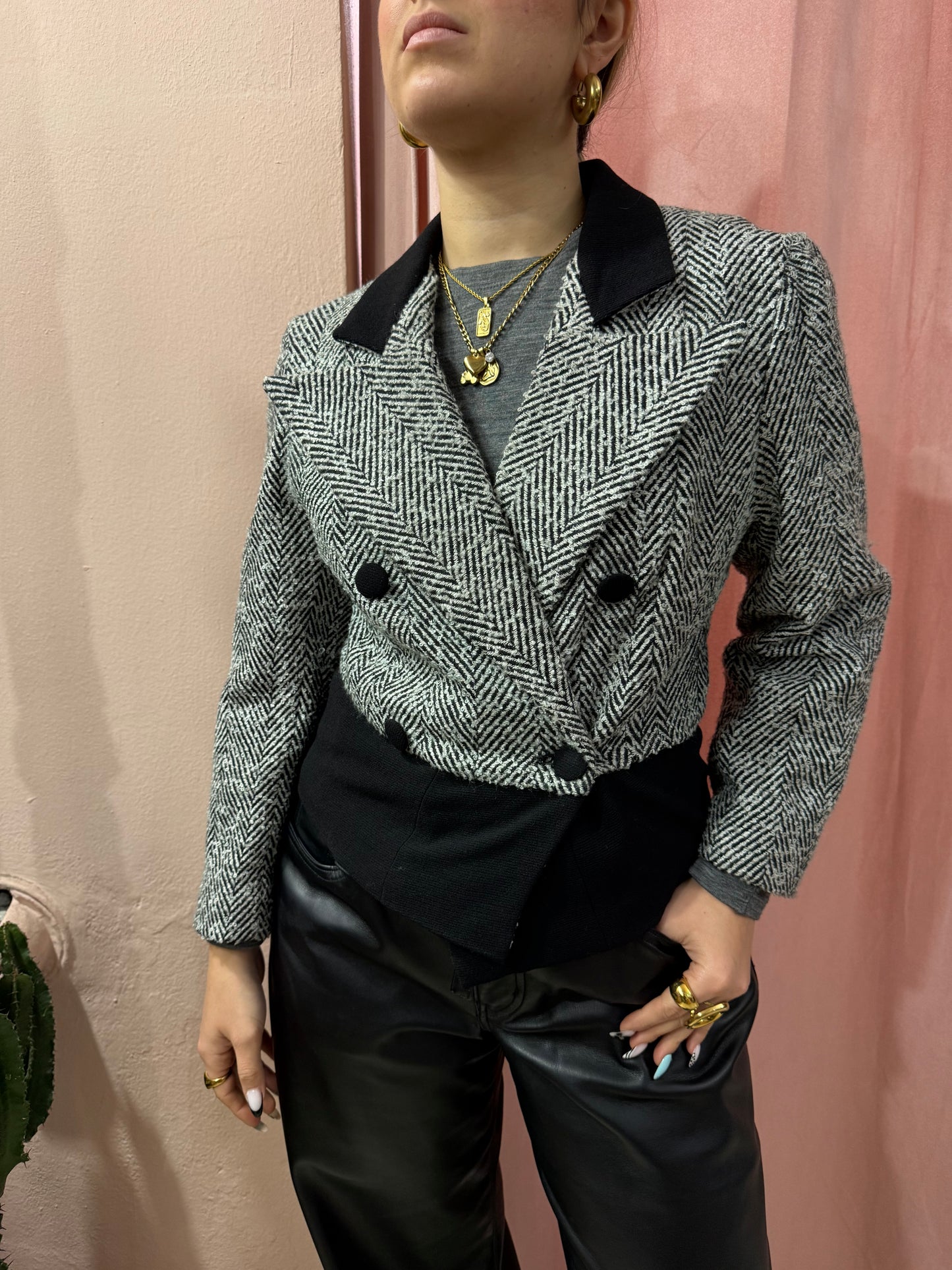 Blazer crop spigato in lana