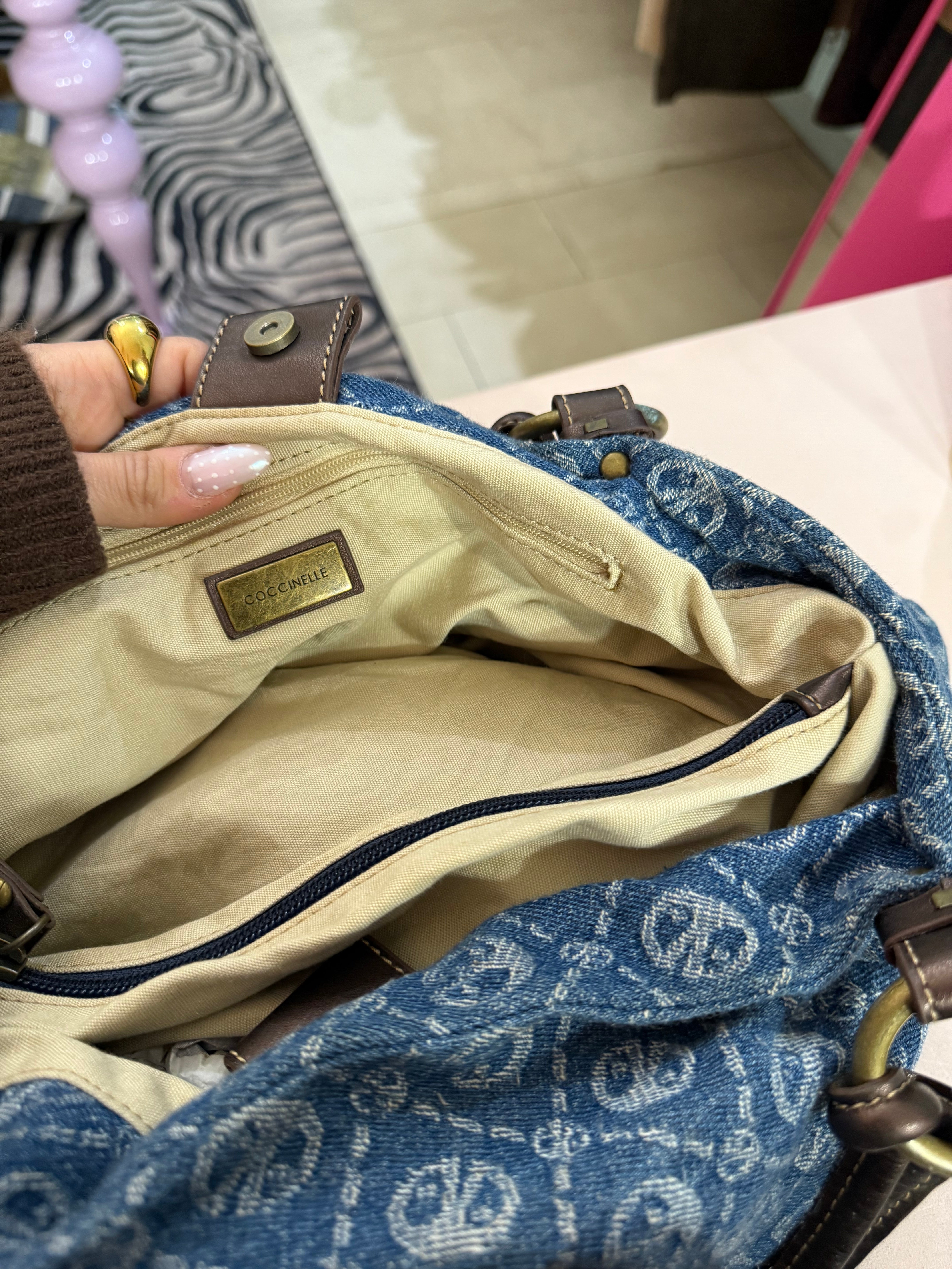 Borsa Coccinelle in denim anni 2000