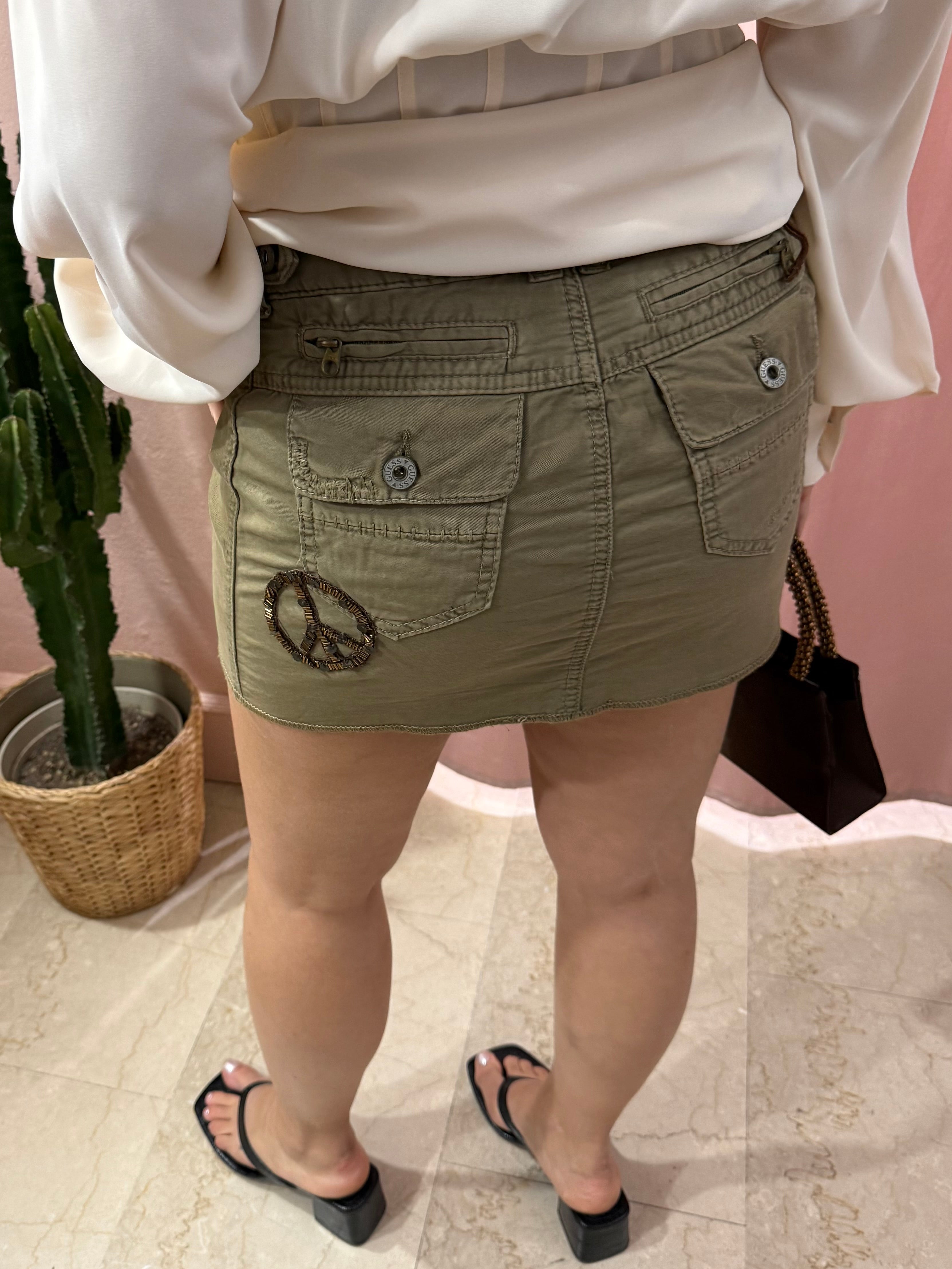 Minigonna Guess 00s verdone