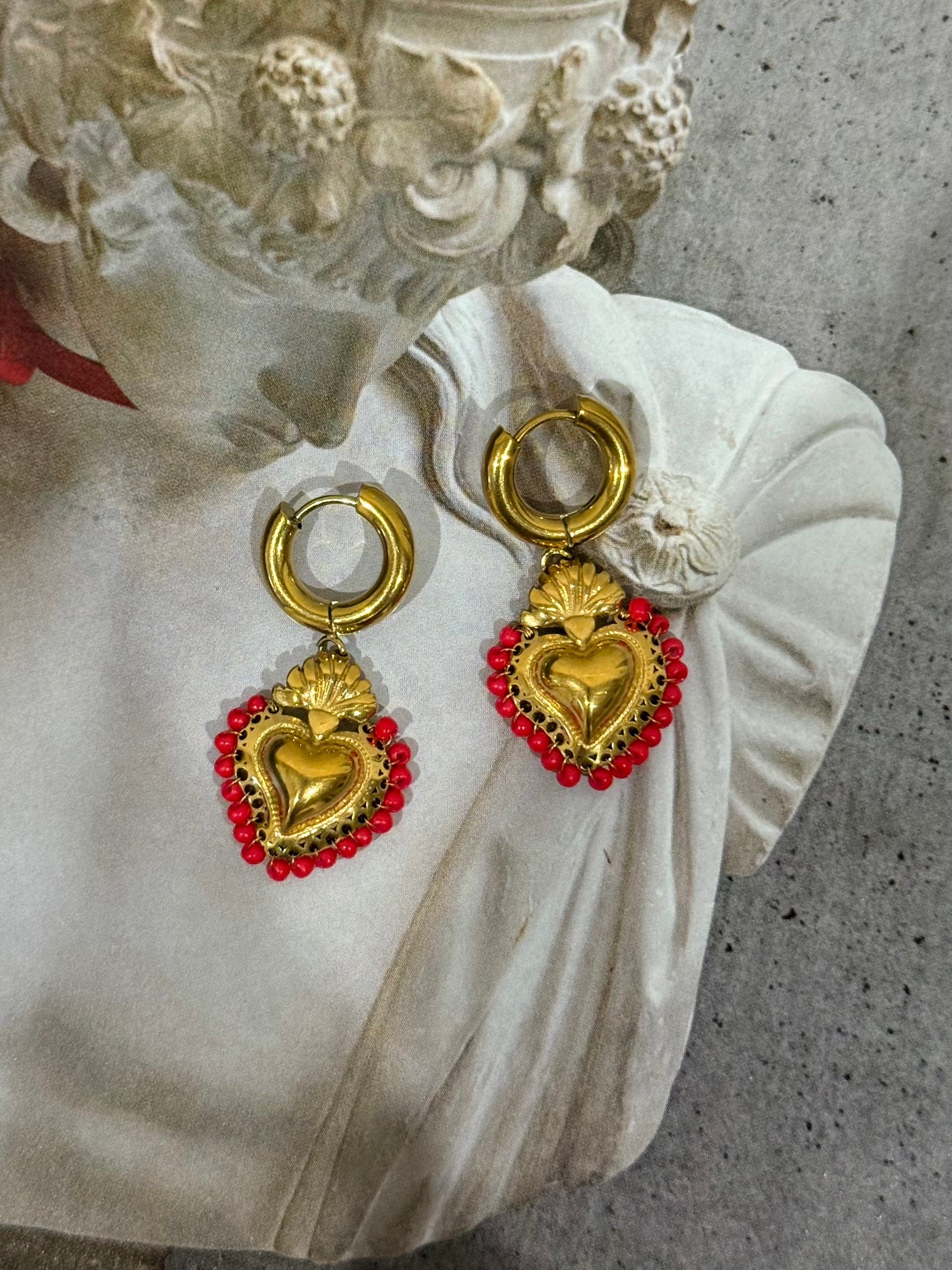 Orecchini cuore sacro rosso