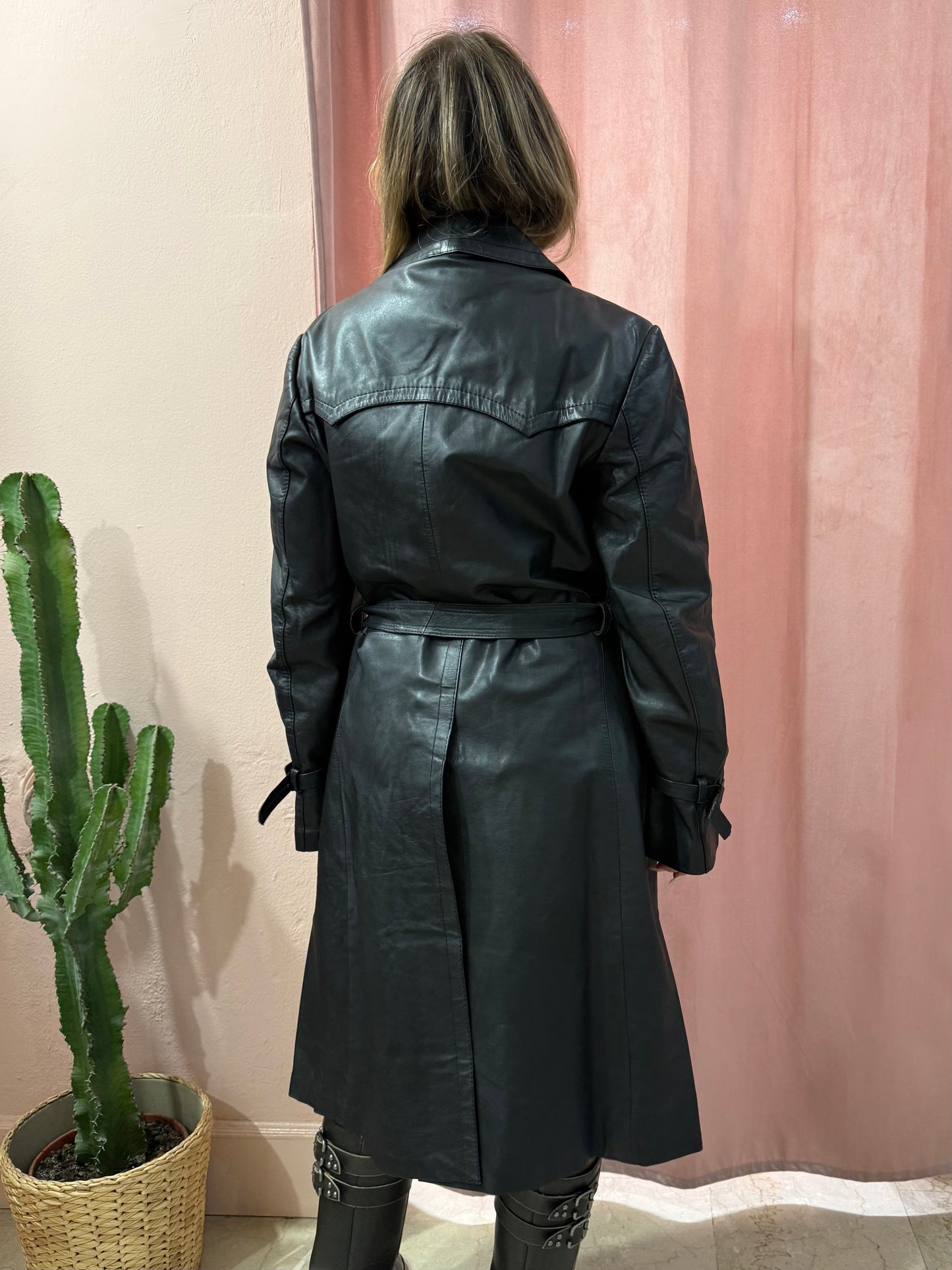 Trench lungo in vera pelle nero