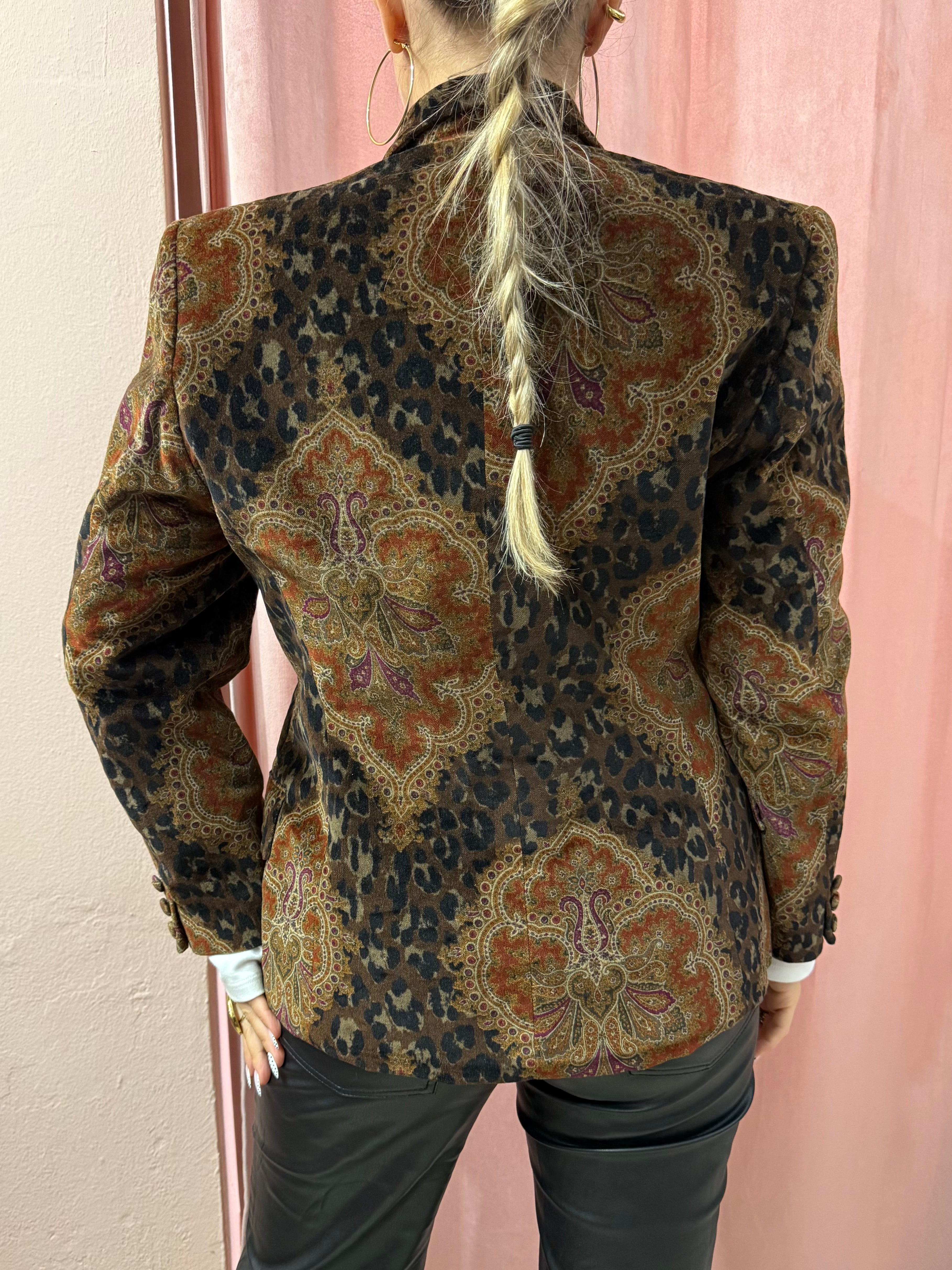 Blazer vintage animalier e damascato