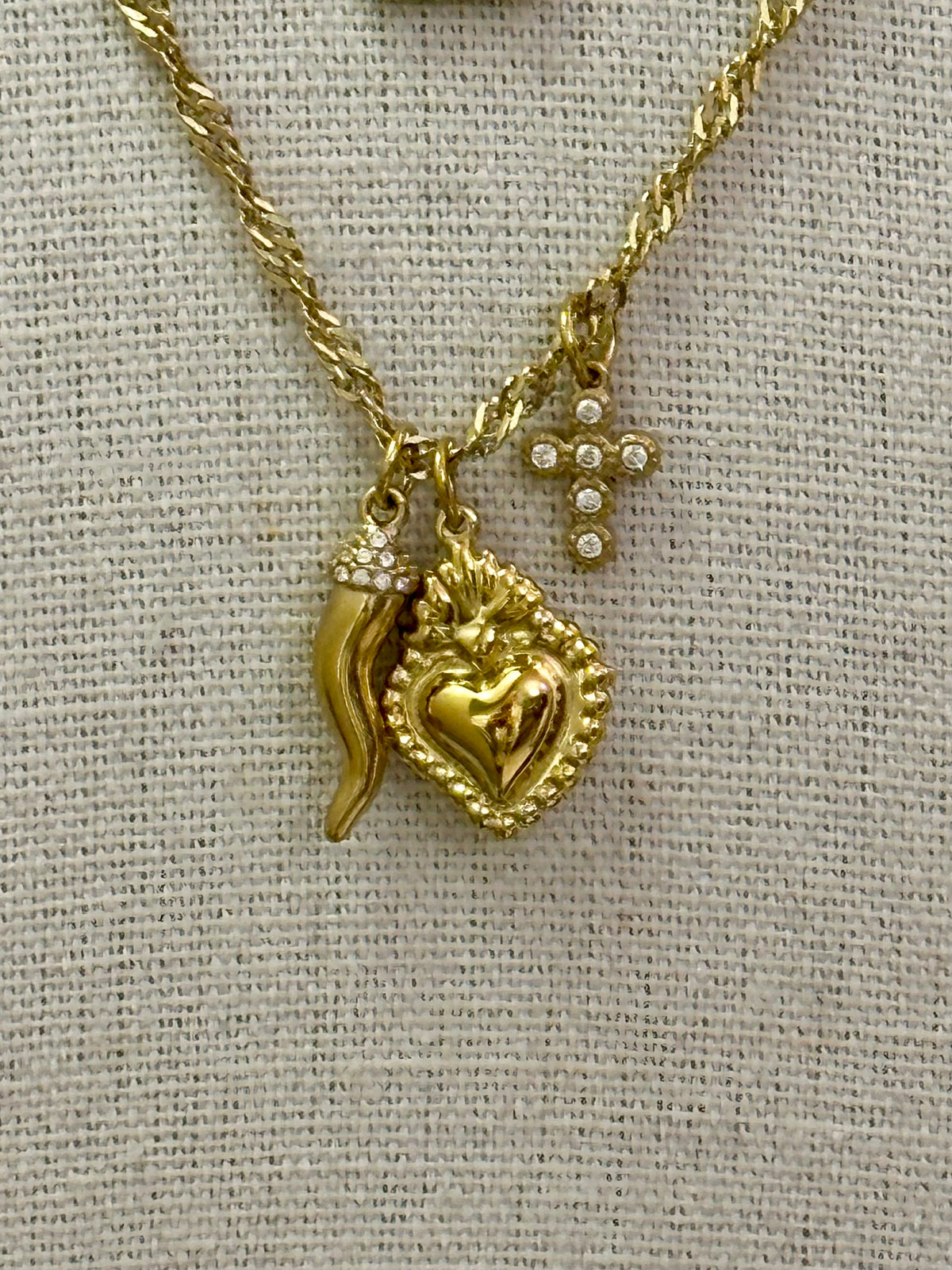 collana multi charm cuore sacro