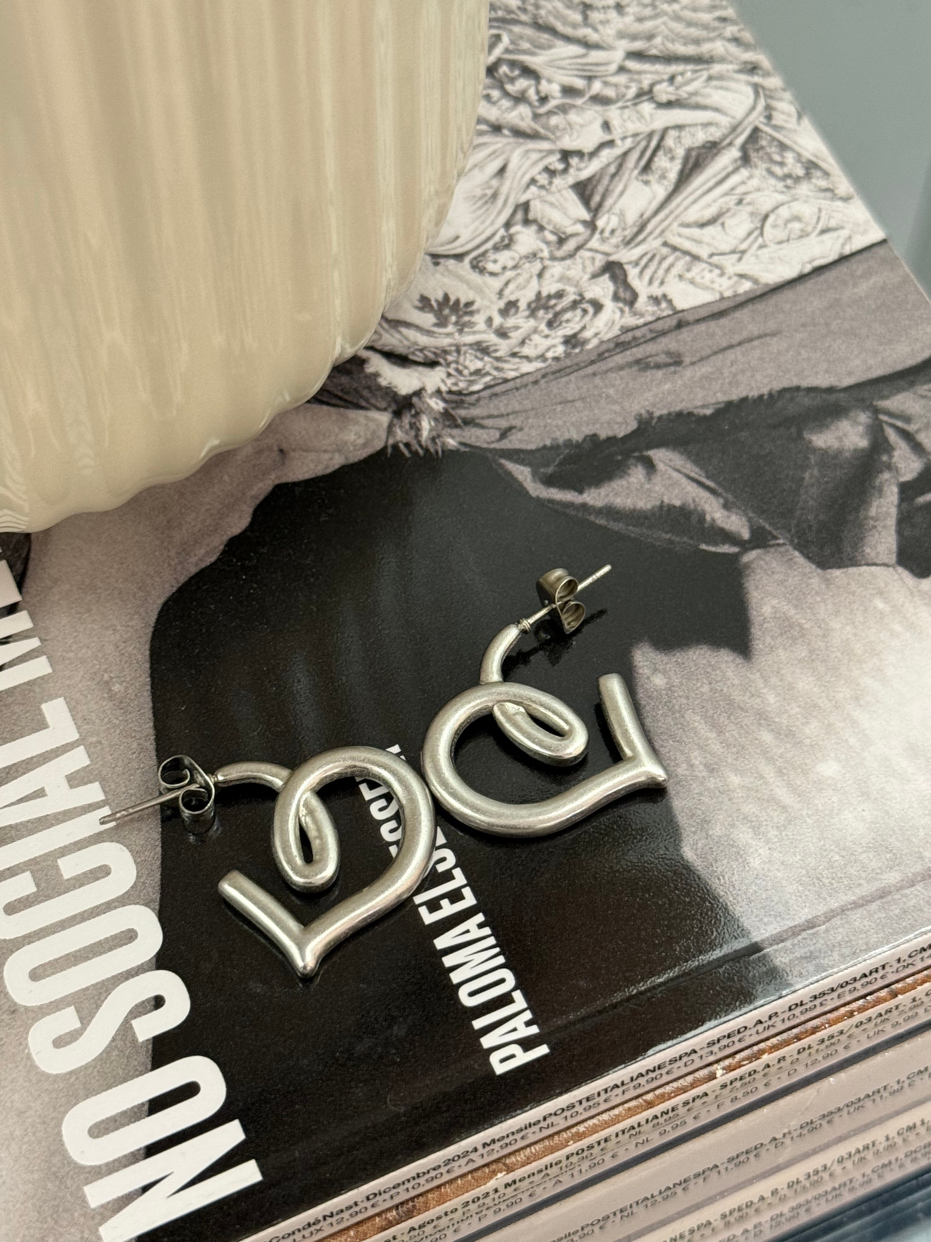 Orecchini cuore intrecciato| solo online