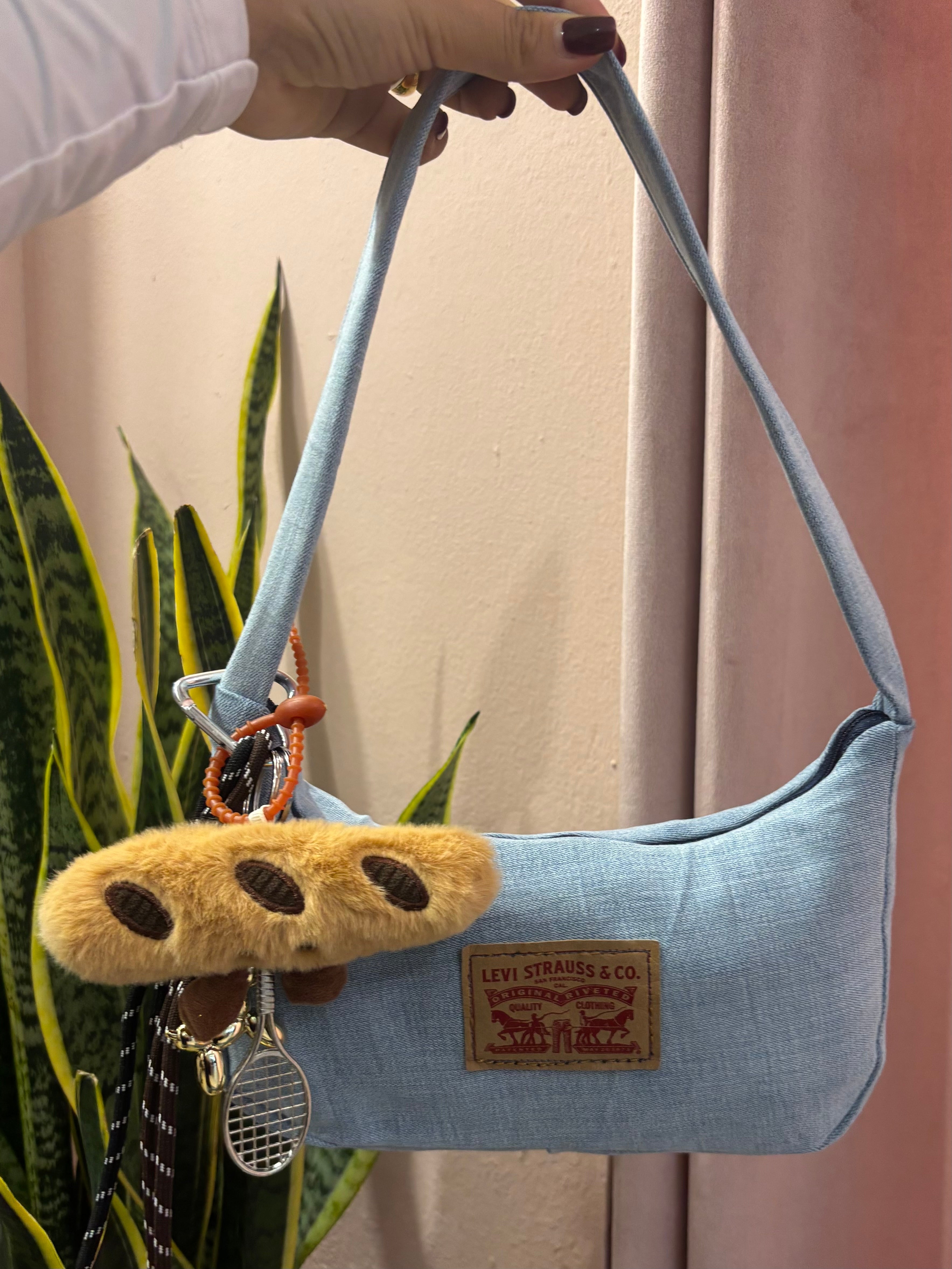 Borsa Levis upcycling denim chiaro