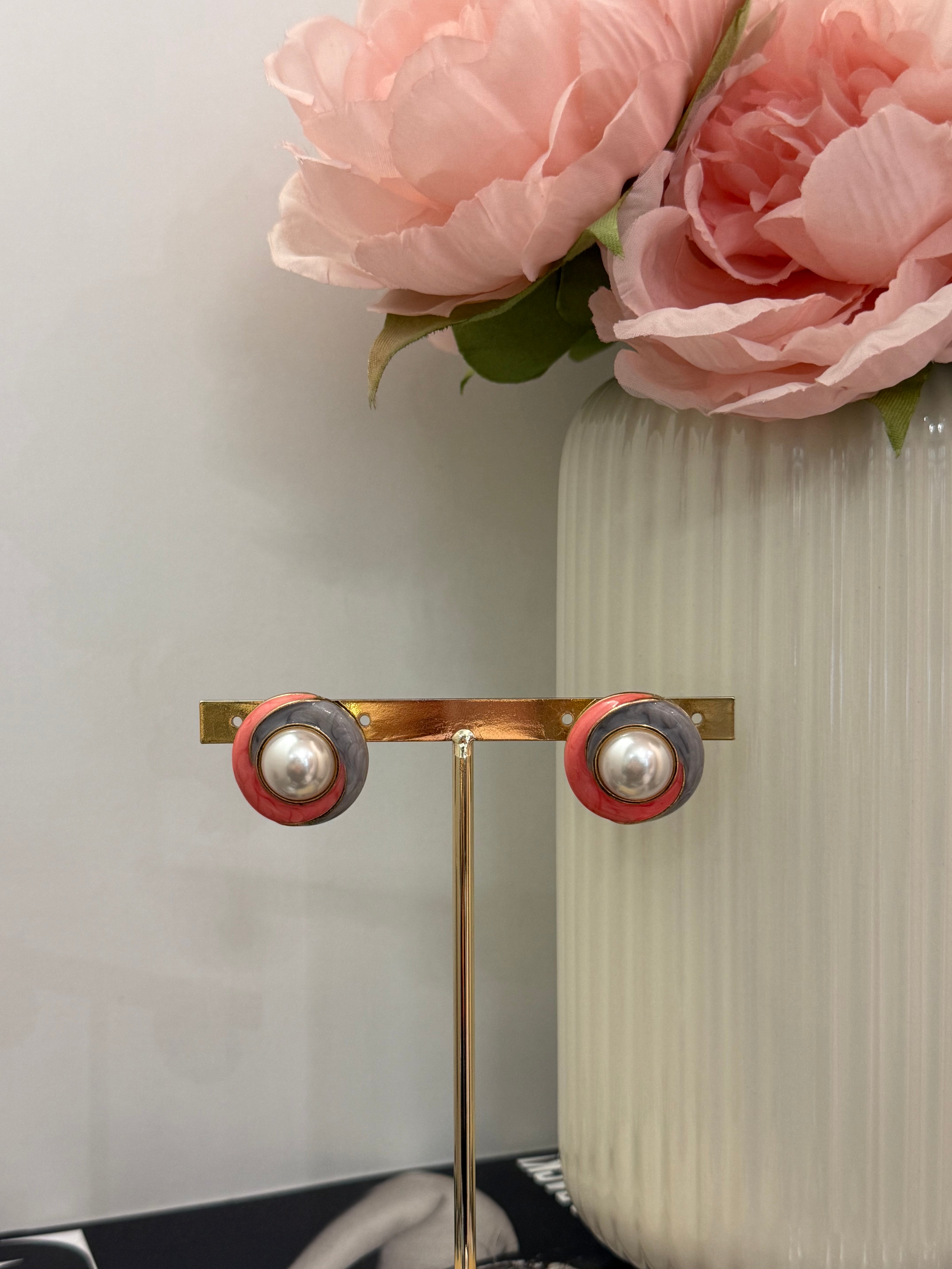 Orecchini rotondi con perla | solo online