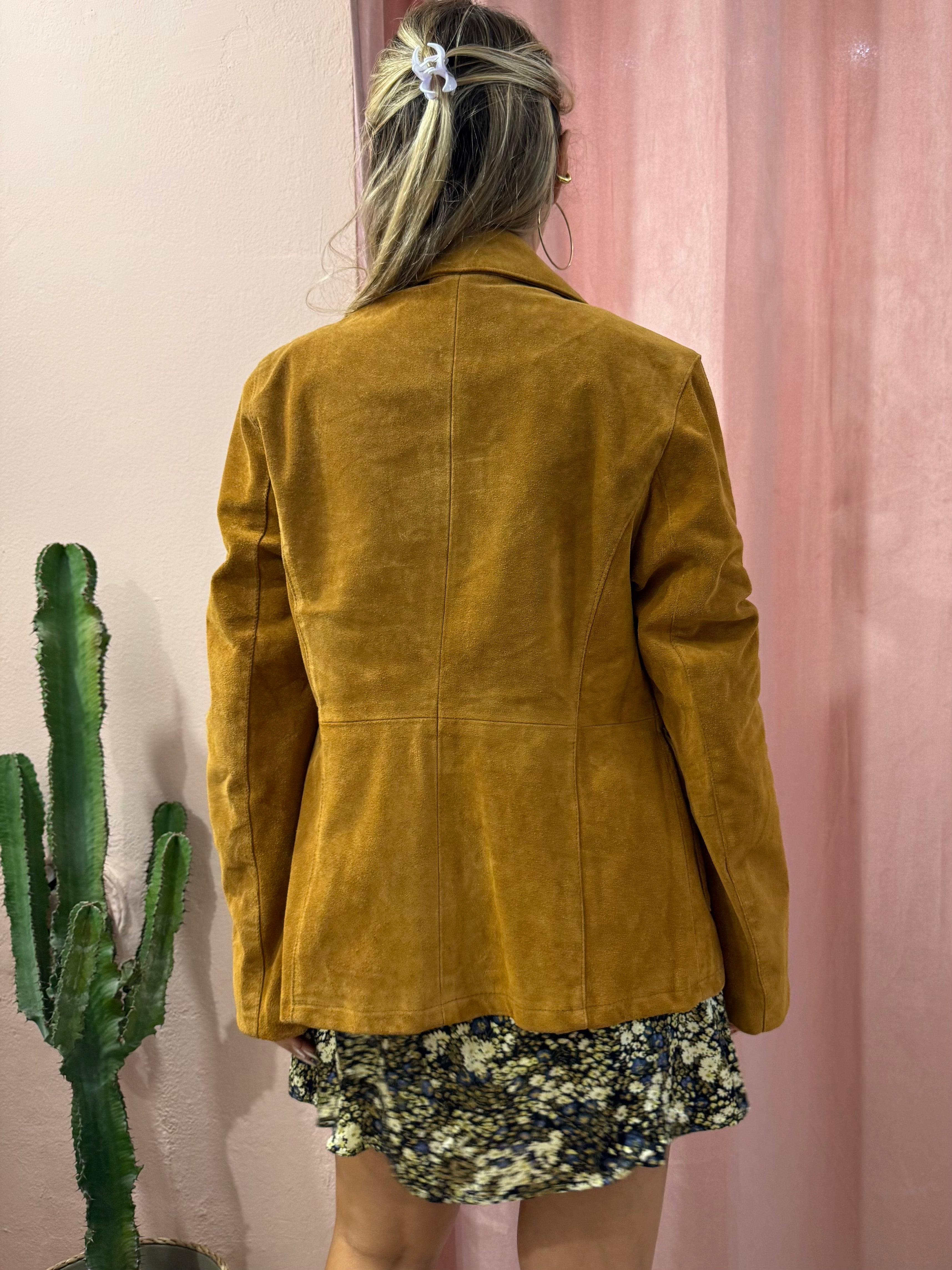 Giacca modello Sahariana in pelle scamosciata