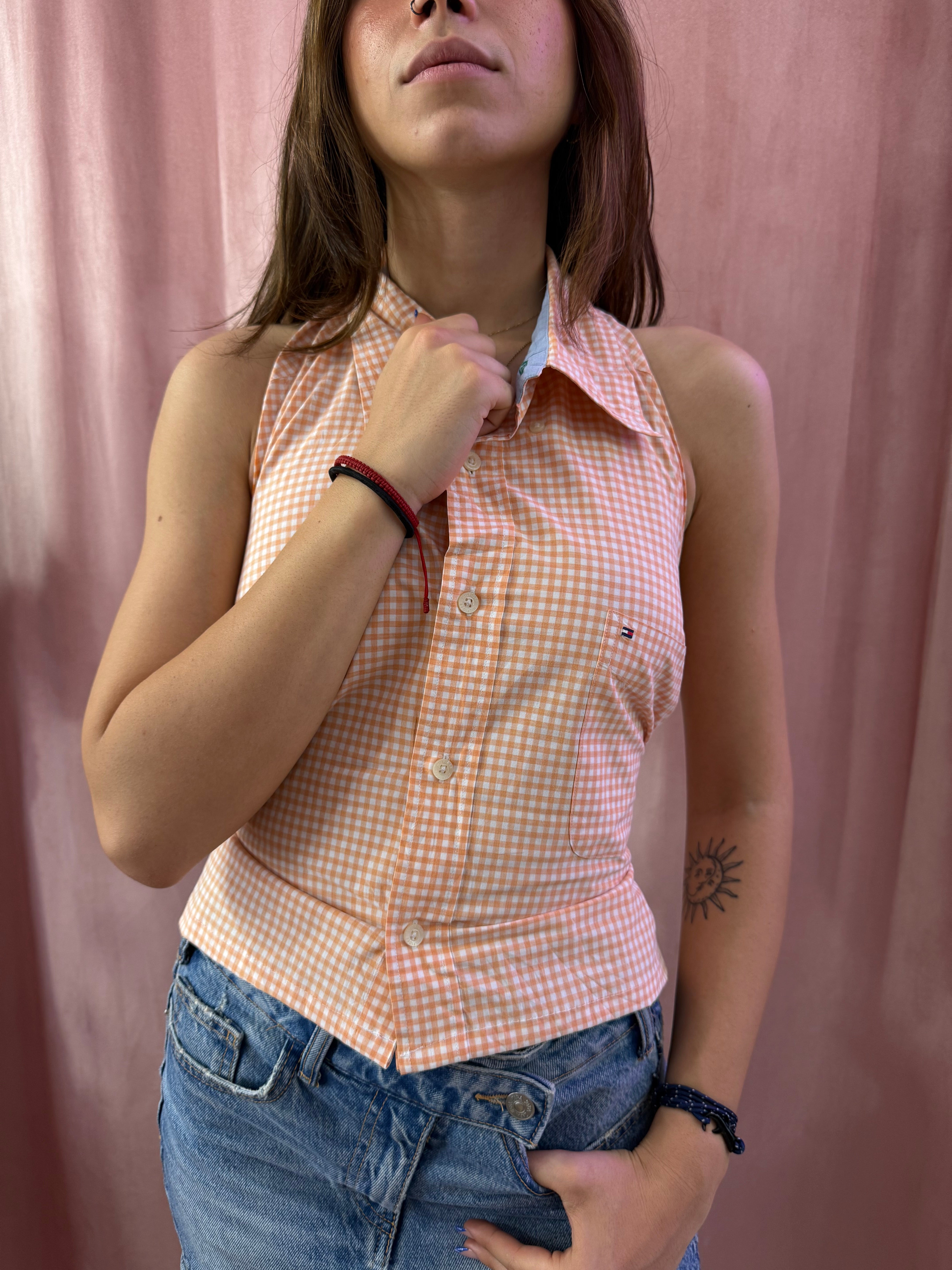Camicia Tommy H. smanicata upcycling vichy arancio