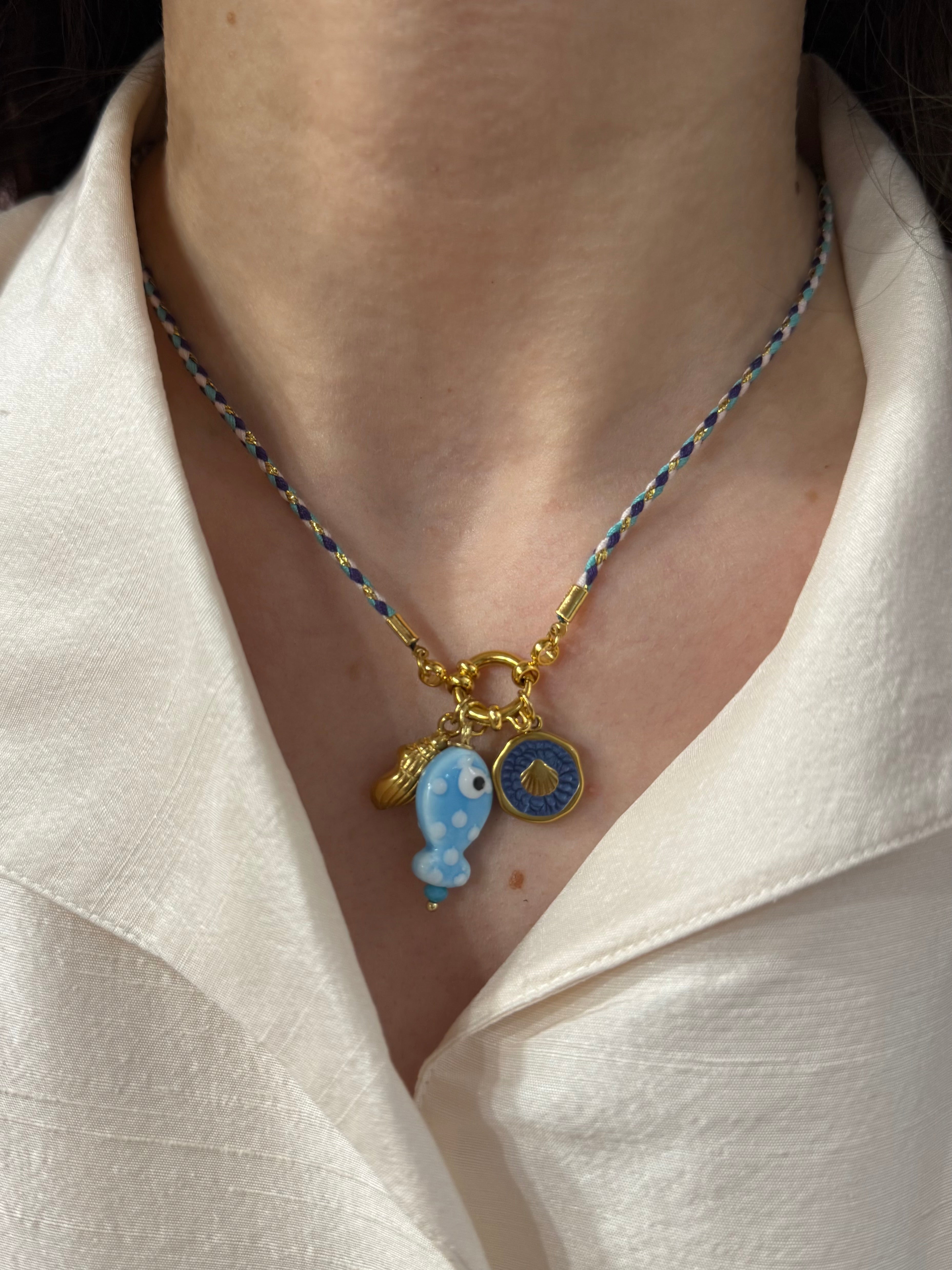 Collana in corda mix ciondoli pesci più colori