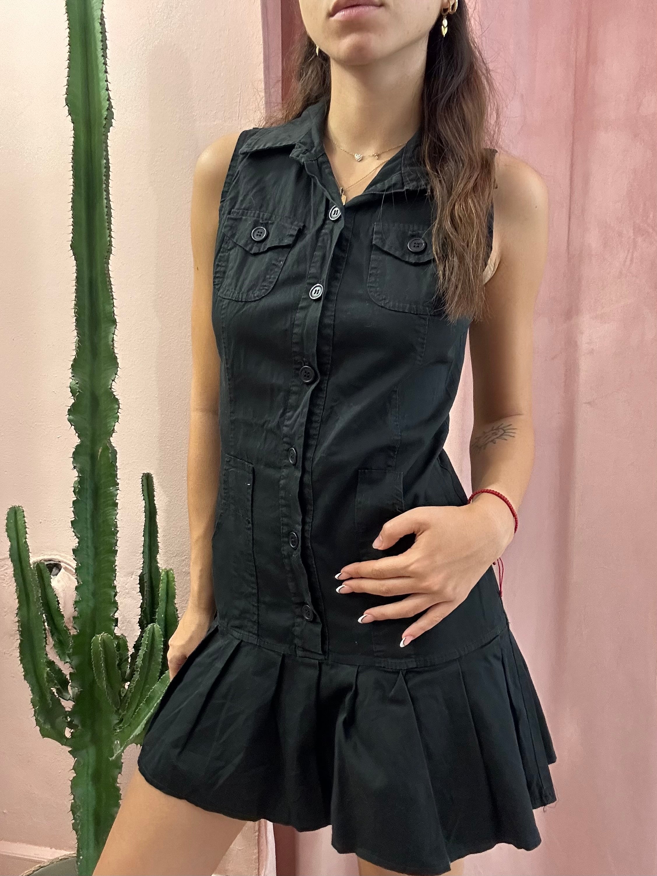 Vestito nero 00s con pieghe