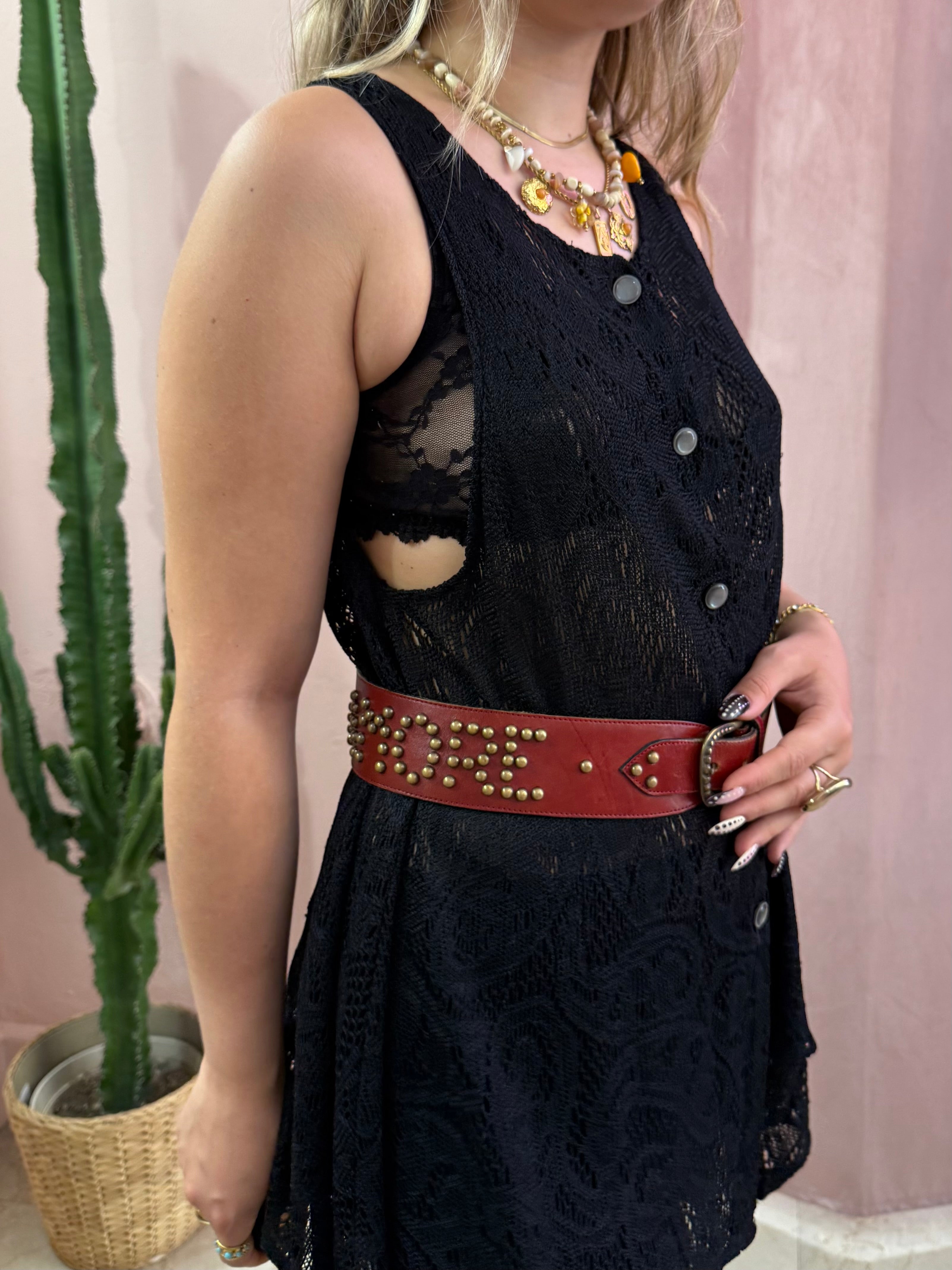 Cintura in pelle vintage scritta AMORE