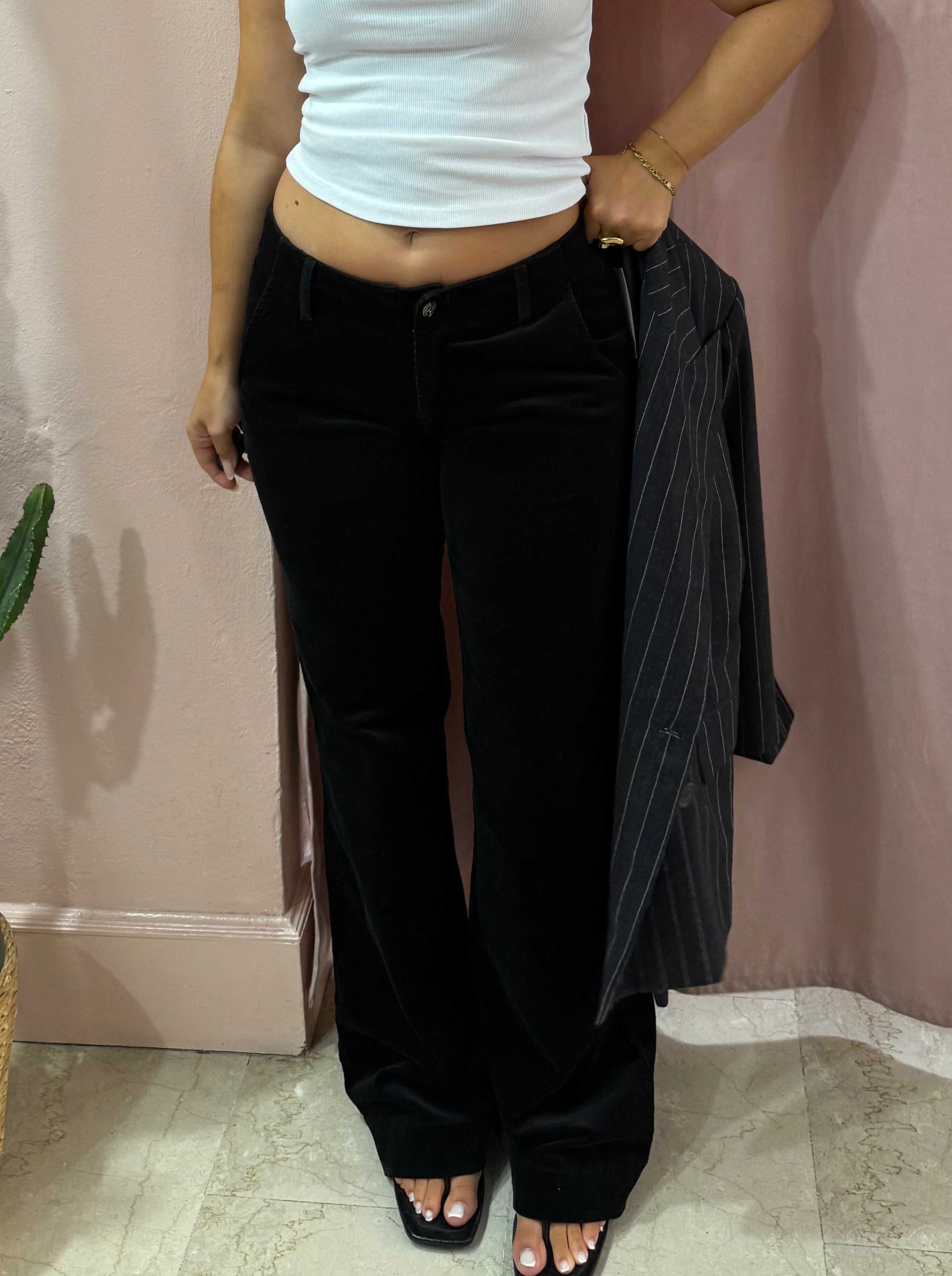 Pantaloni 00s bootcut a costine neri