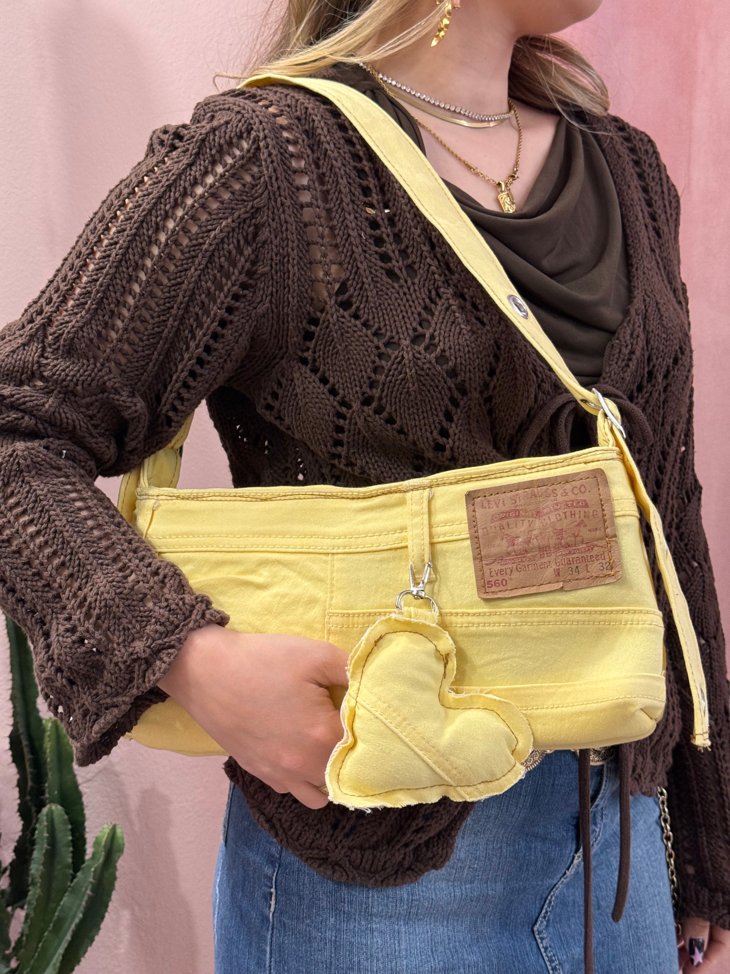 Borsa baguette Levis upcycling gialla