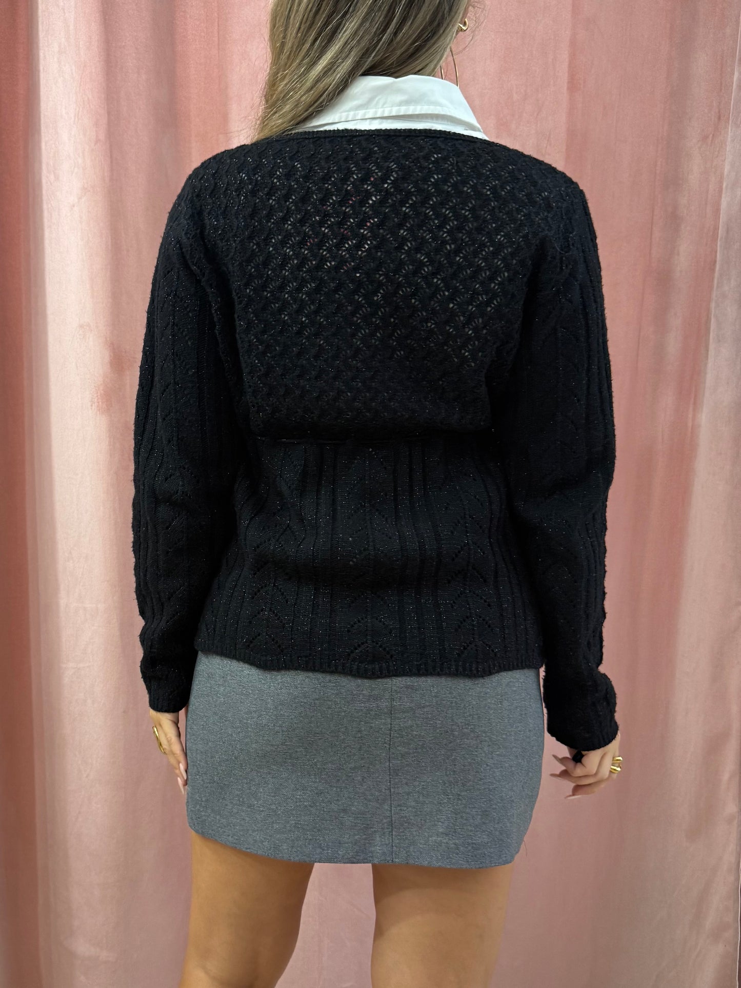 Maglione in lana nero con dettaglio fiocco