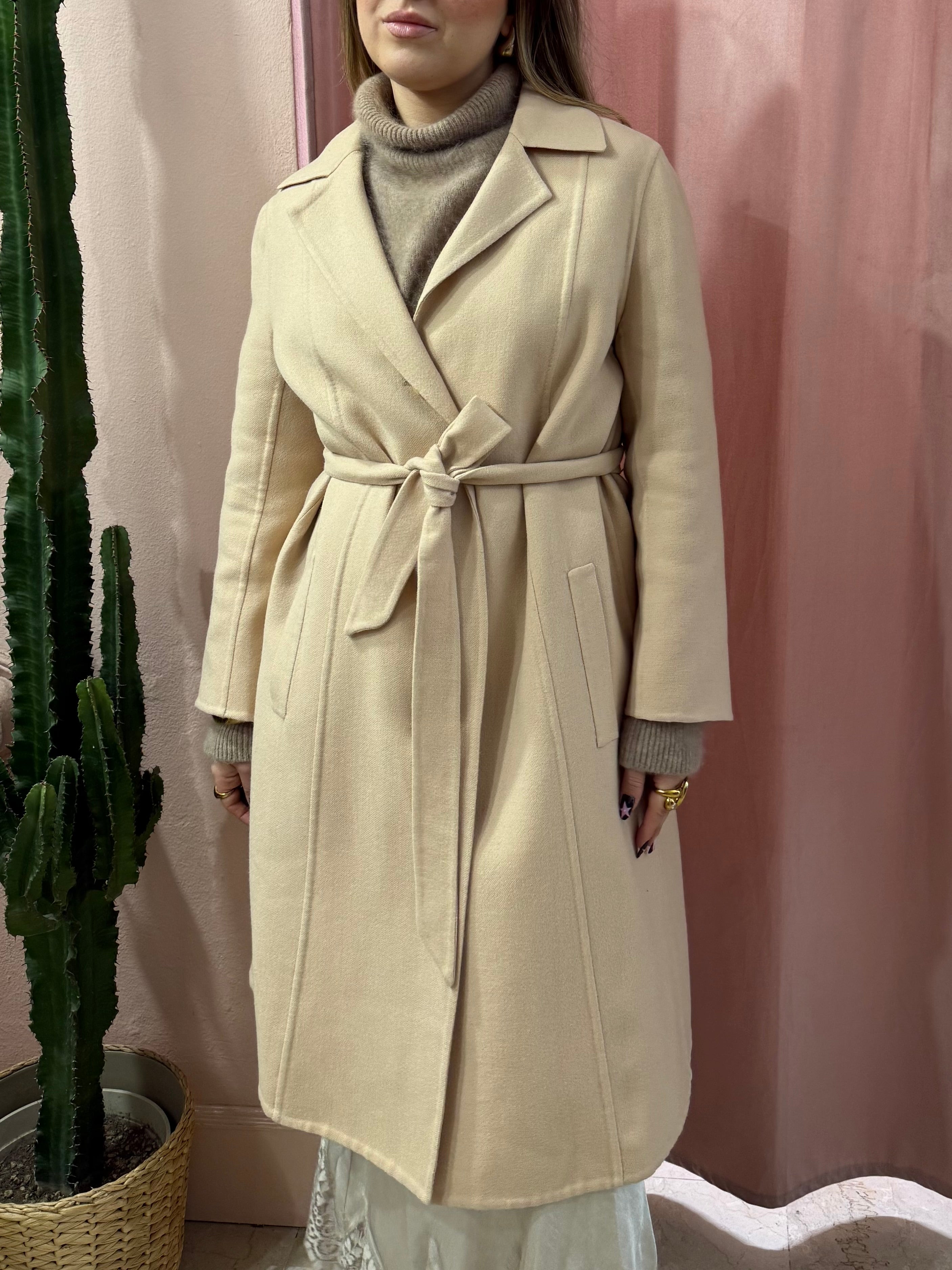 Cappotto in lanetta burro