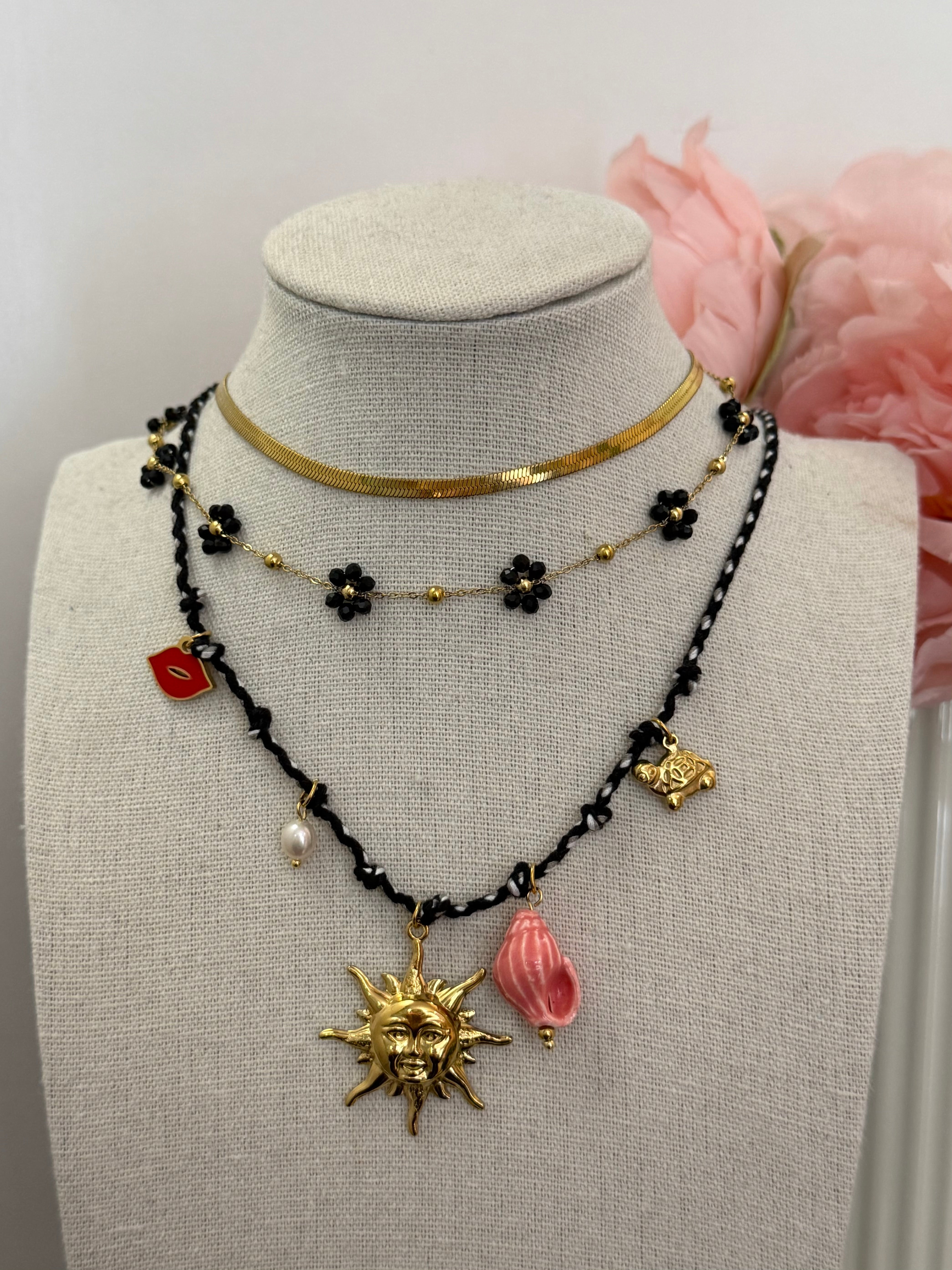Collana con sole multi charm corda nera