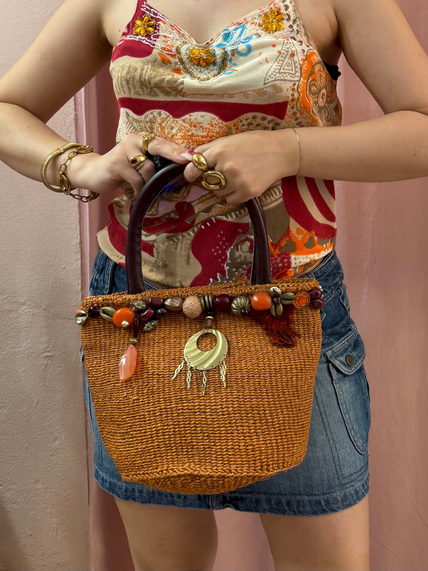 Borsa vintage arancio con ciondoli
