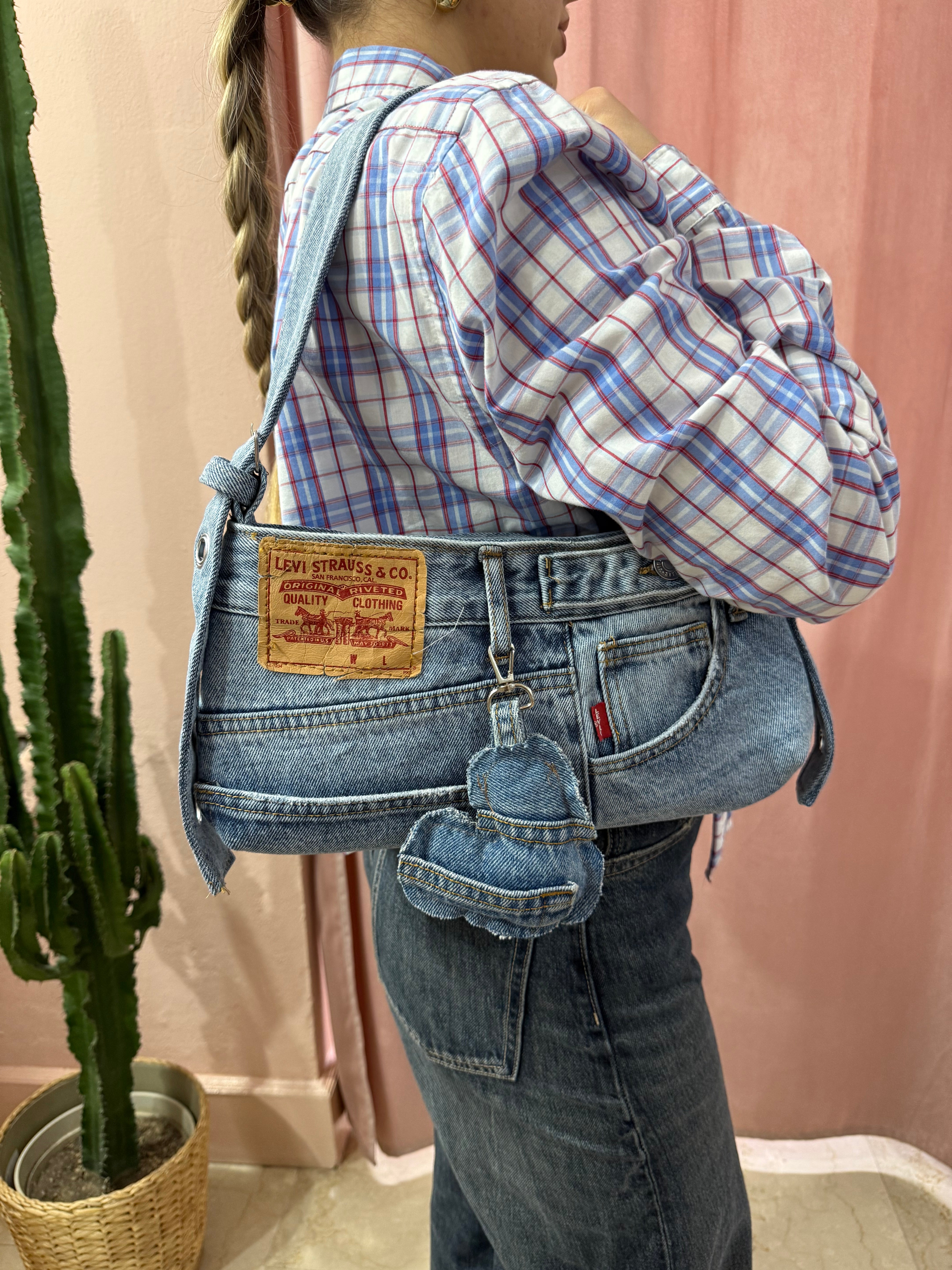 Borsa baguette Levis upcycling