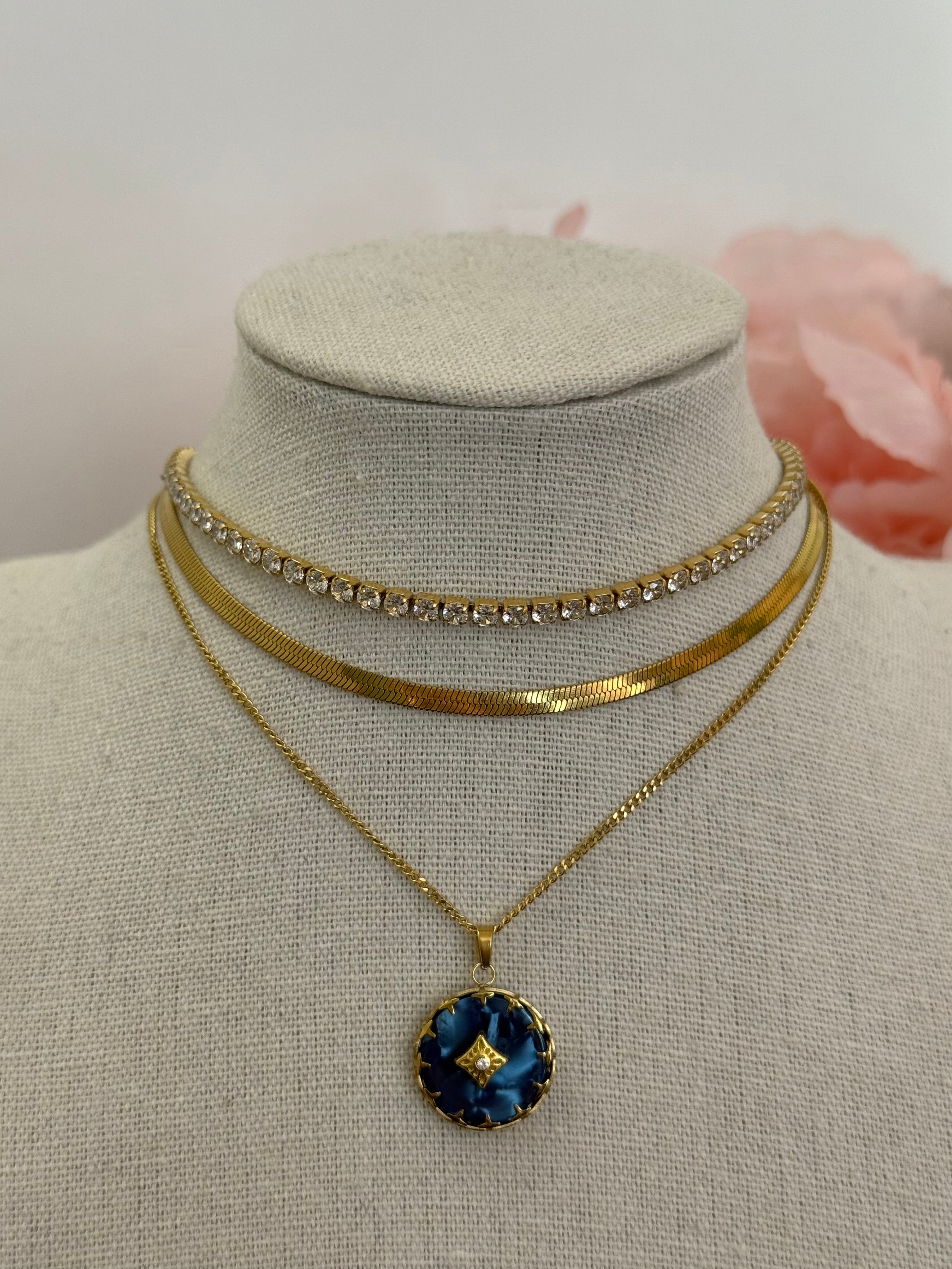 Collana ciondoli pietre marine