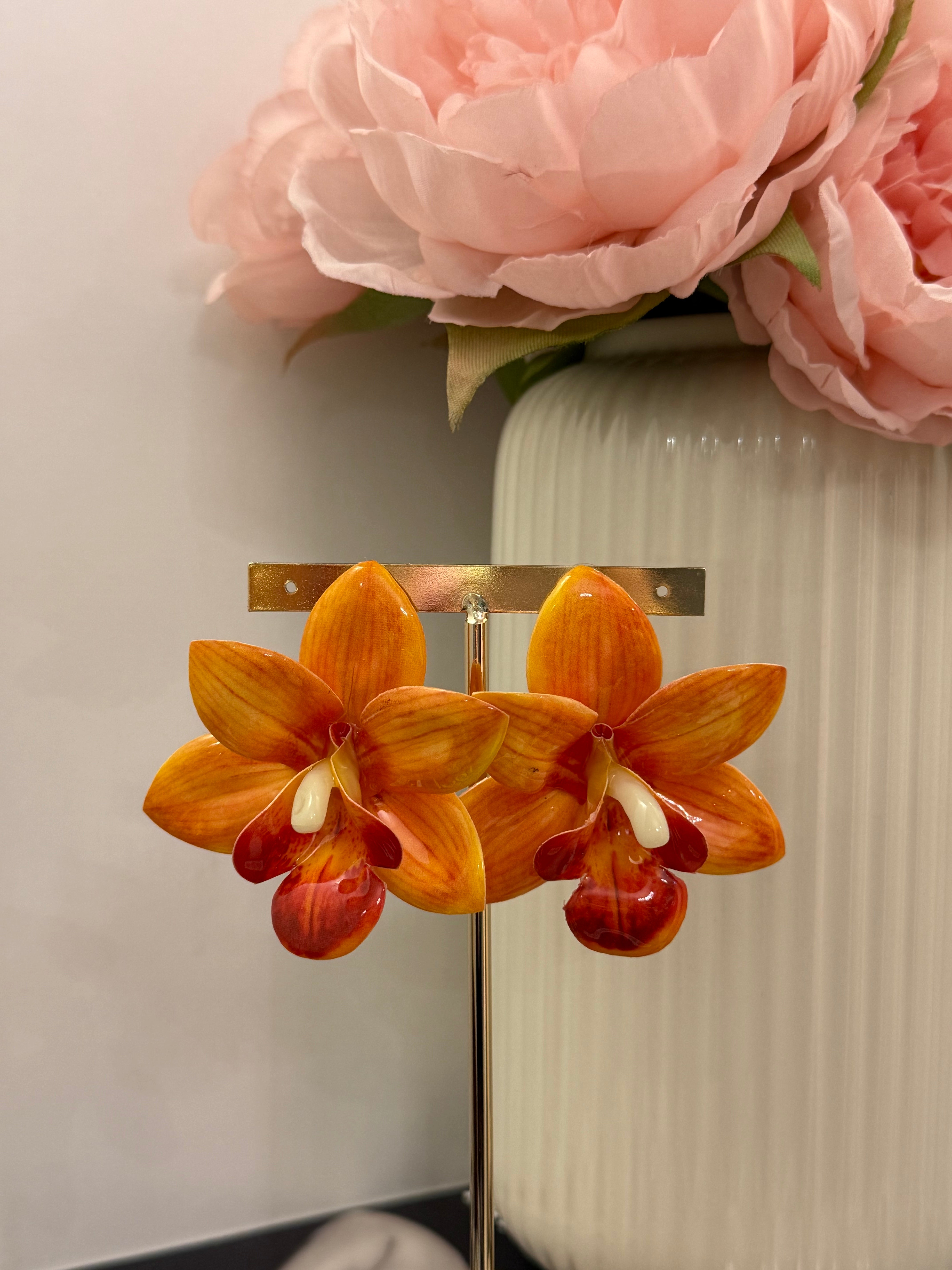 Orecchini a fiore arancioni