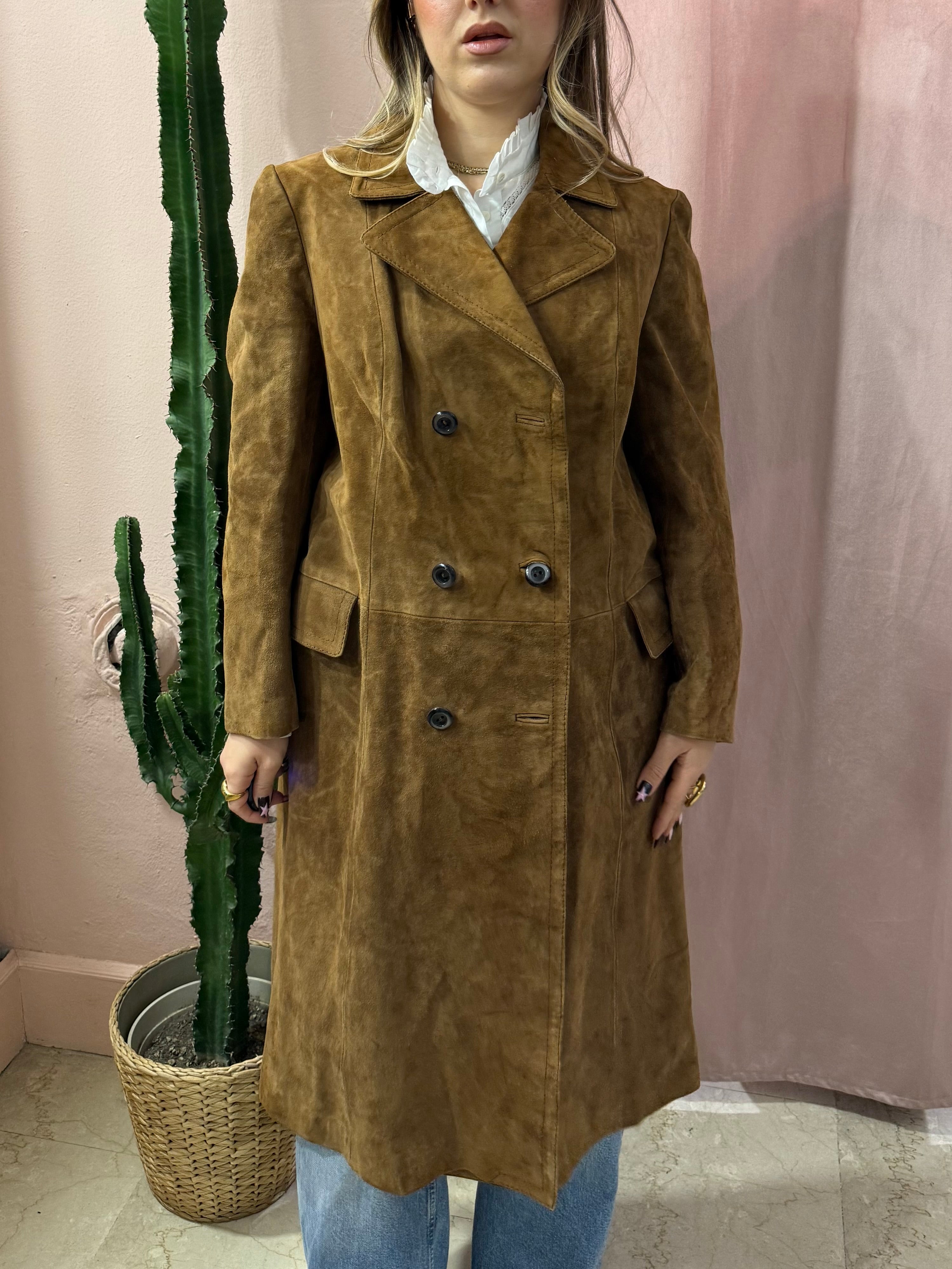 Trench scamosciato in pelle