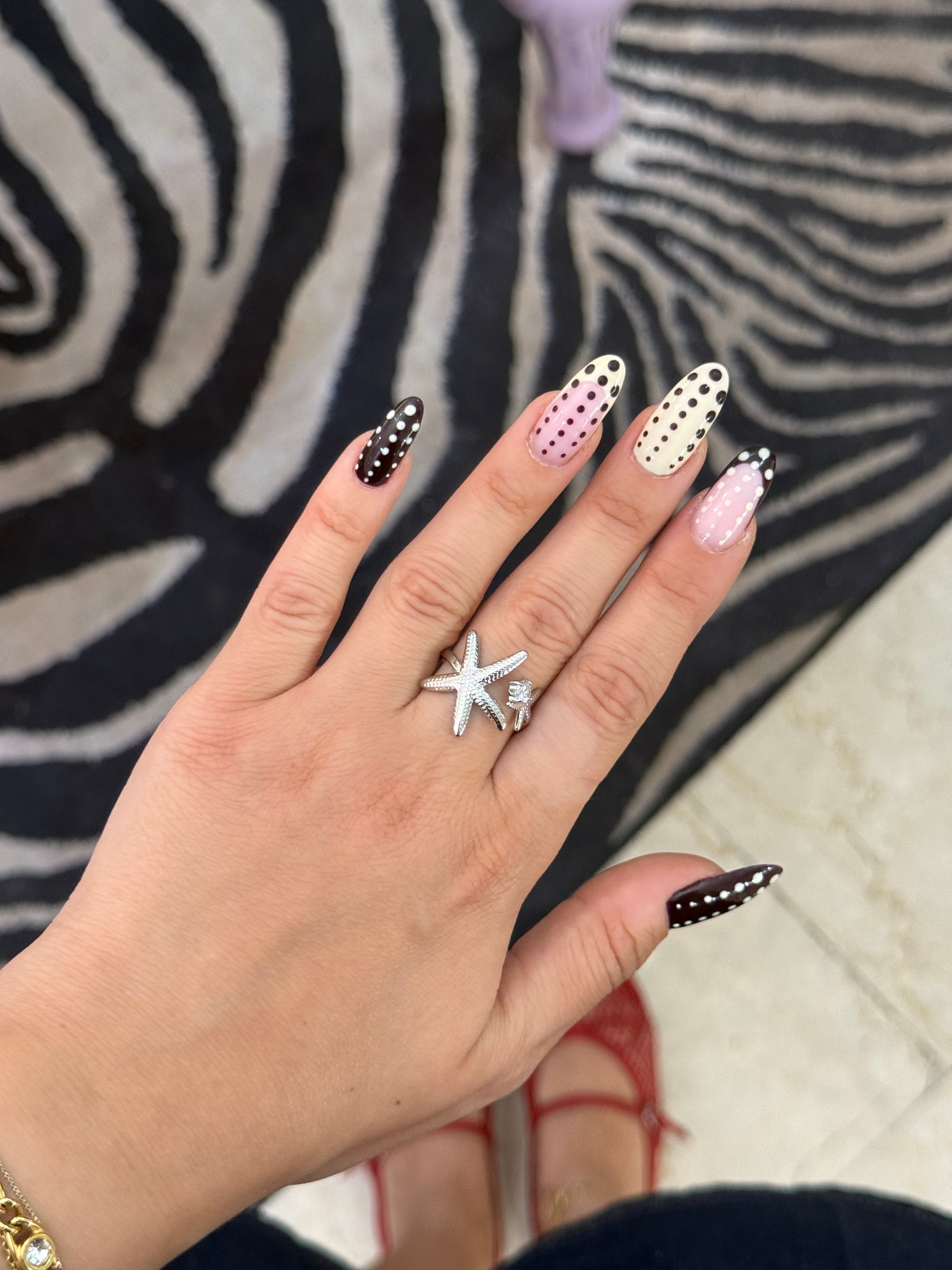 Anello stella marina con strass