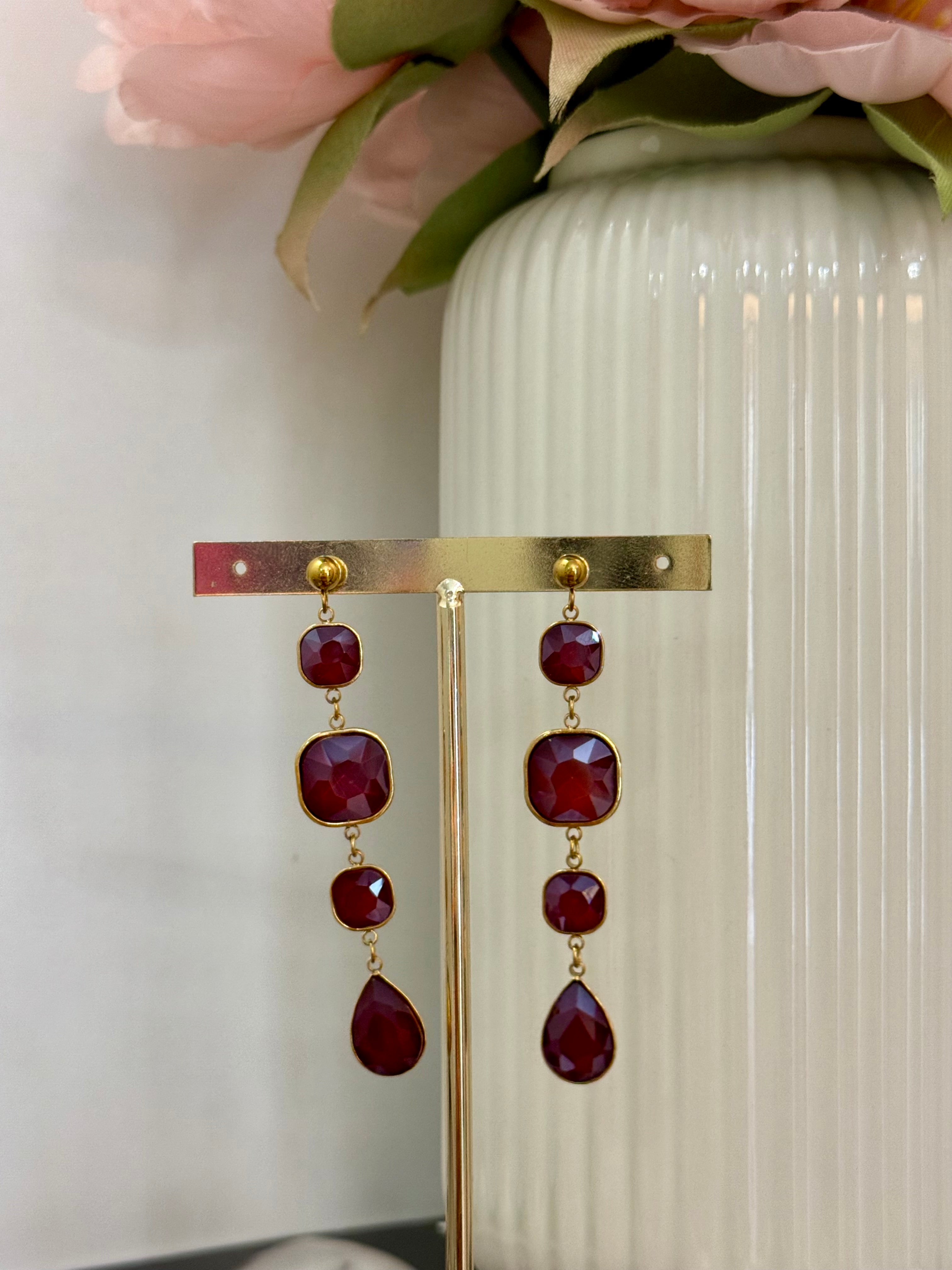 orecchini pendenti bordeaux