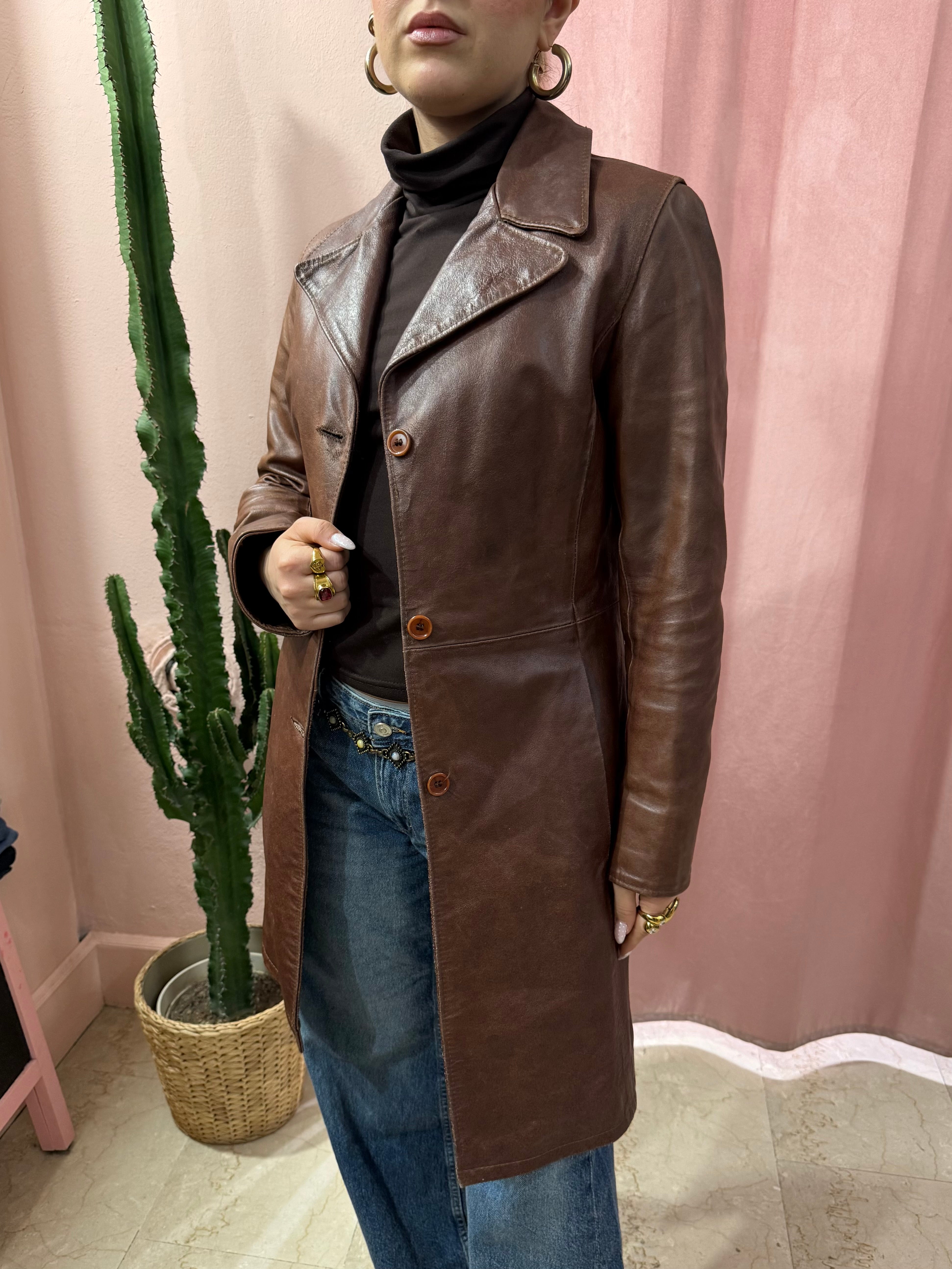 Trench in vera pelle effetto invecchiato