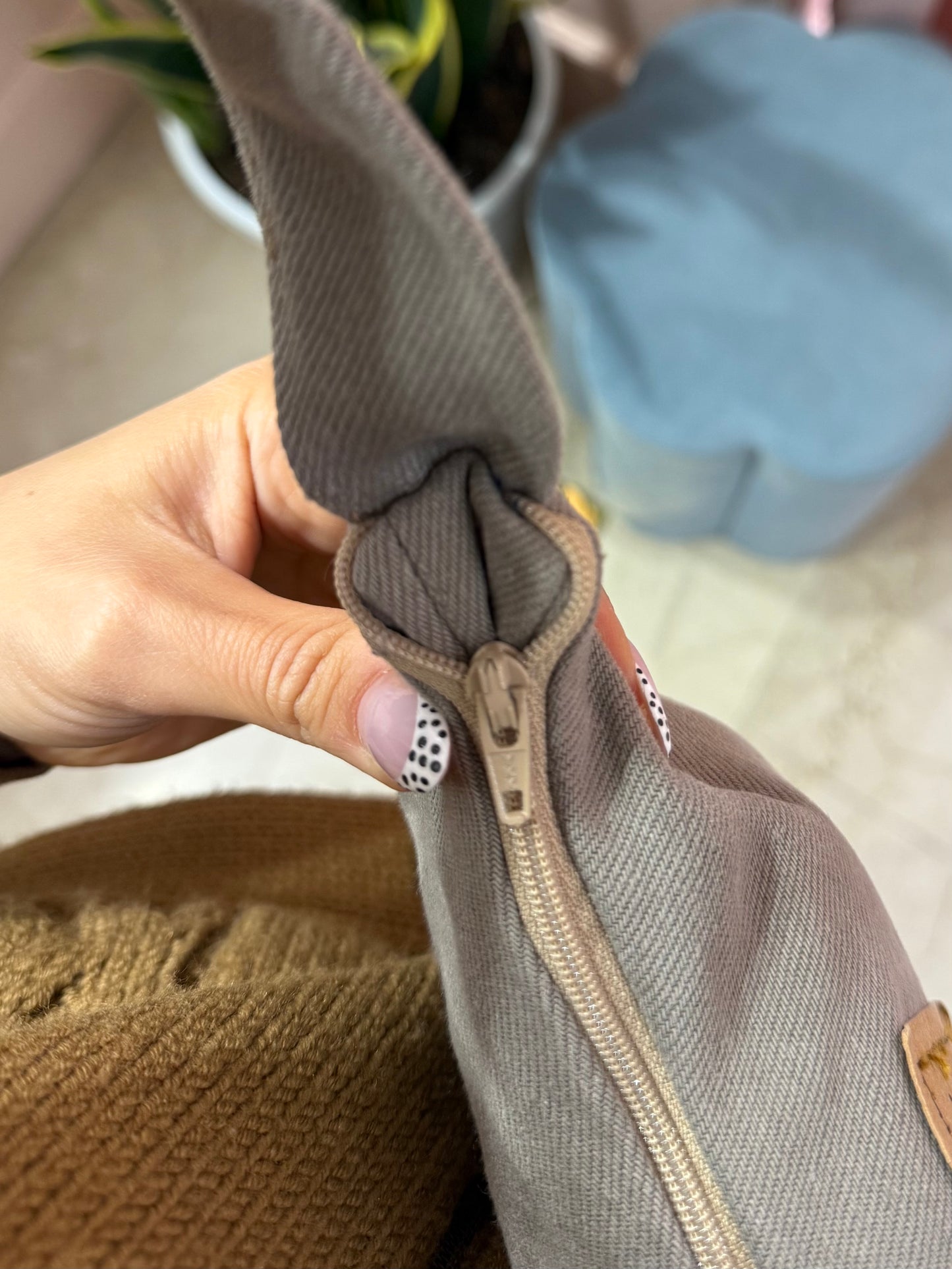 Borsa Levis upcycling grigio beige
