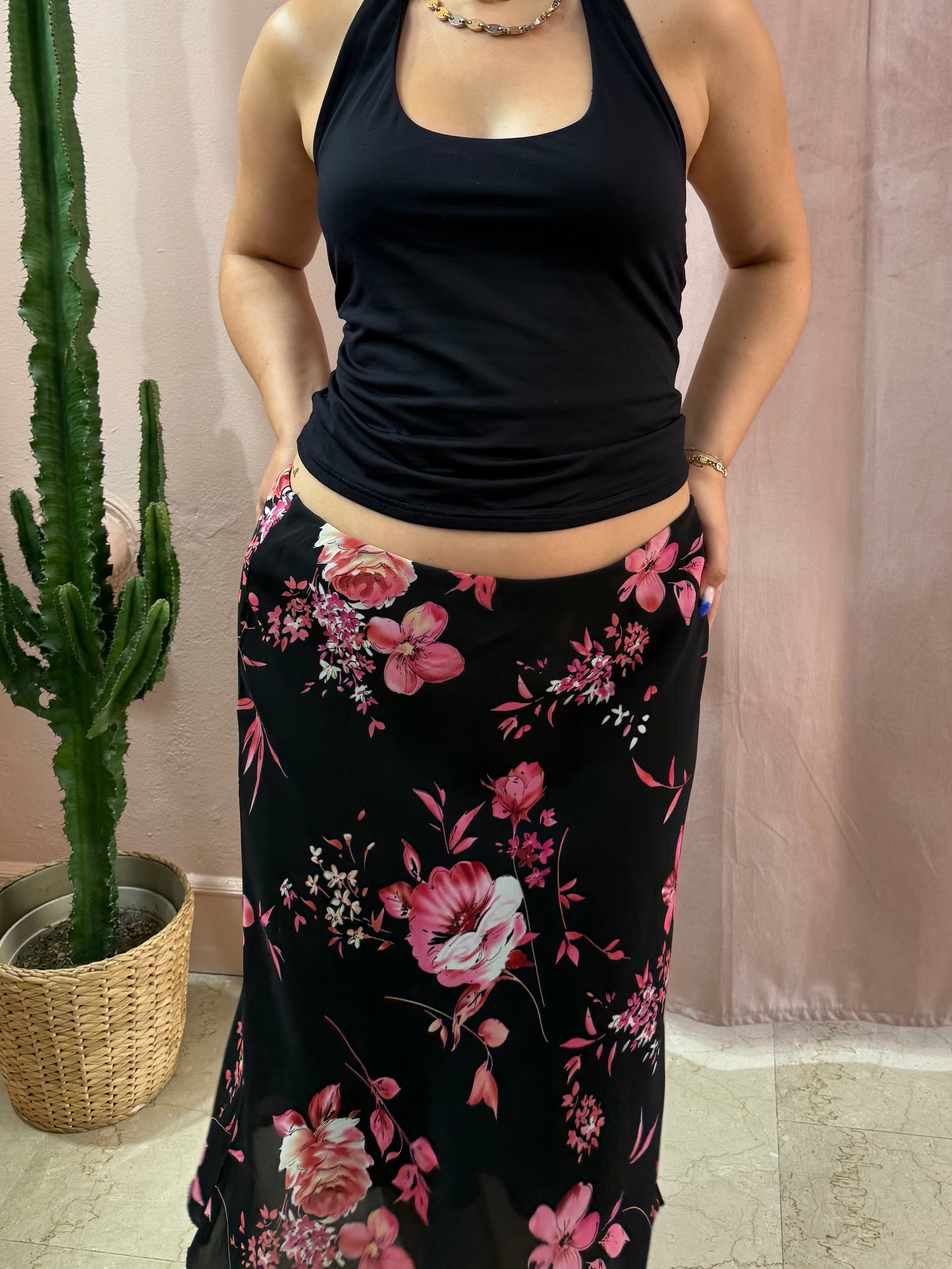 Gonna midi nera fantasia fiori rosa