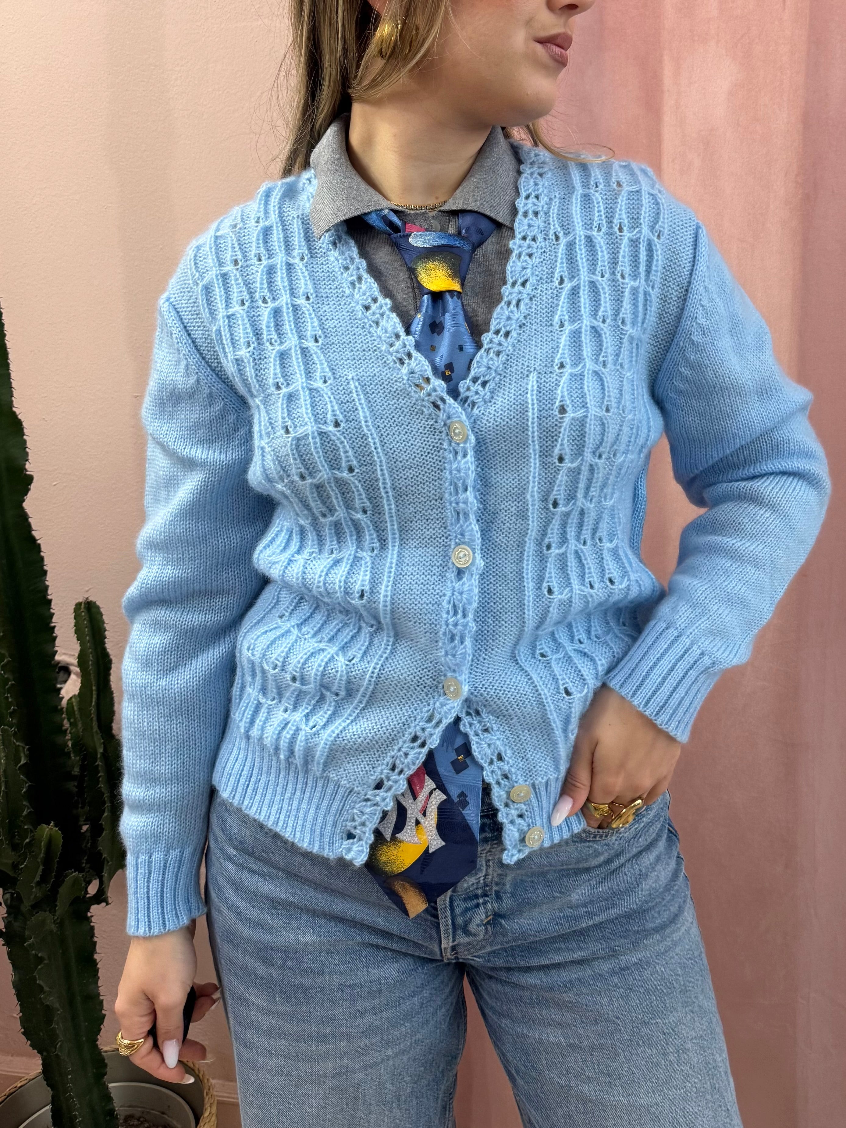cardigan azzurro baby