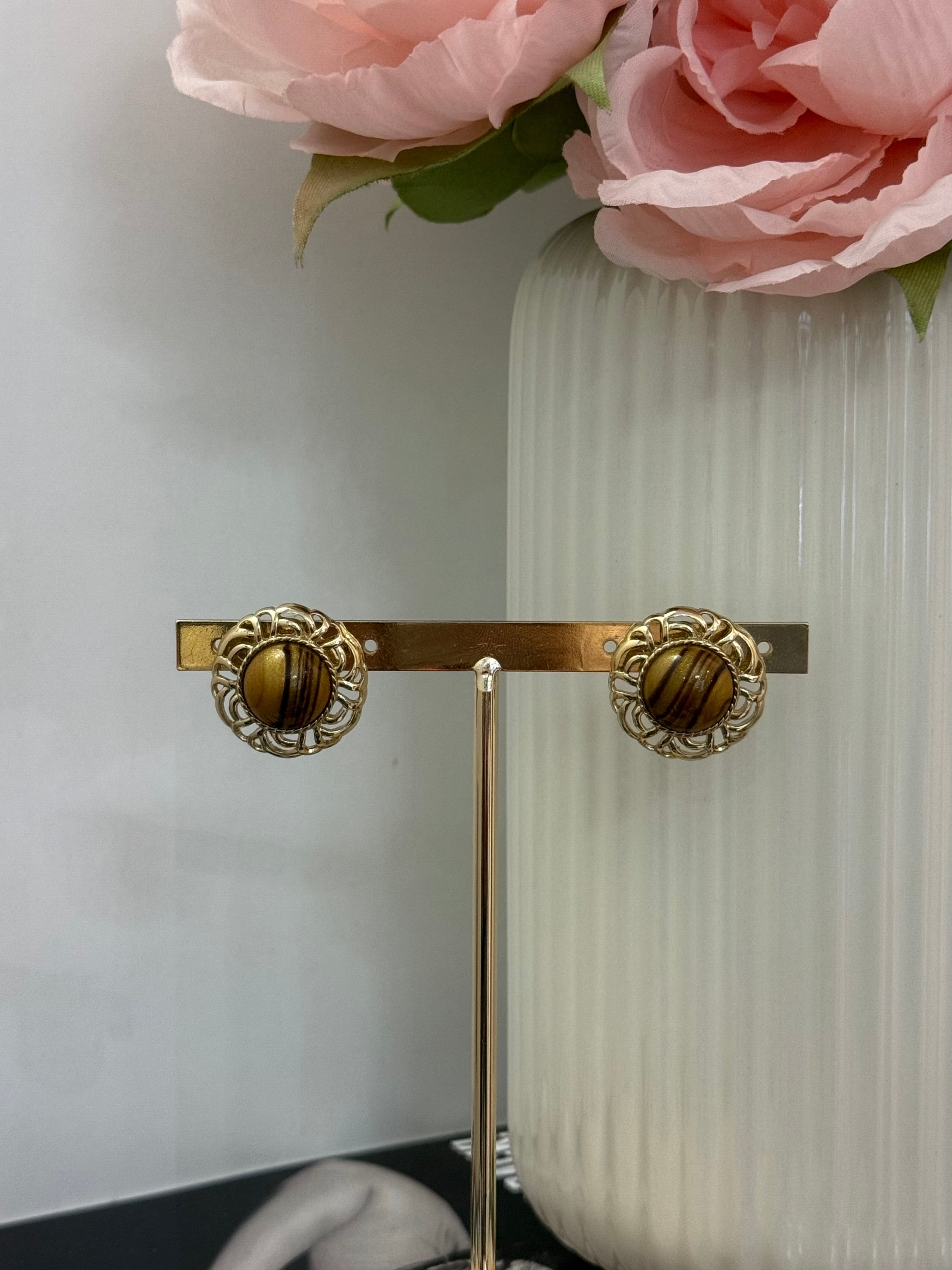 Orecchini effetto vintage ambrato | solo online