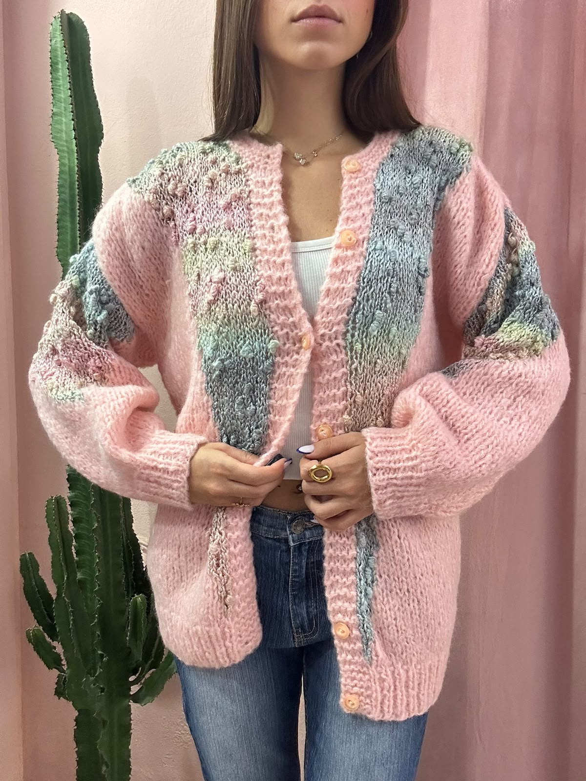 Maxi Cardigan rosa con motivo in maglia di lana