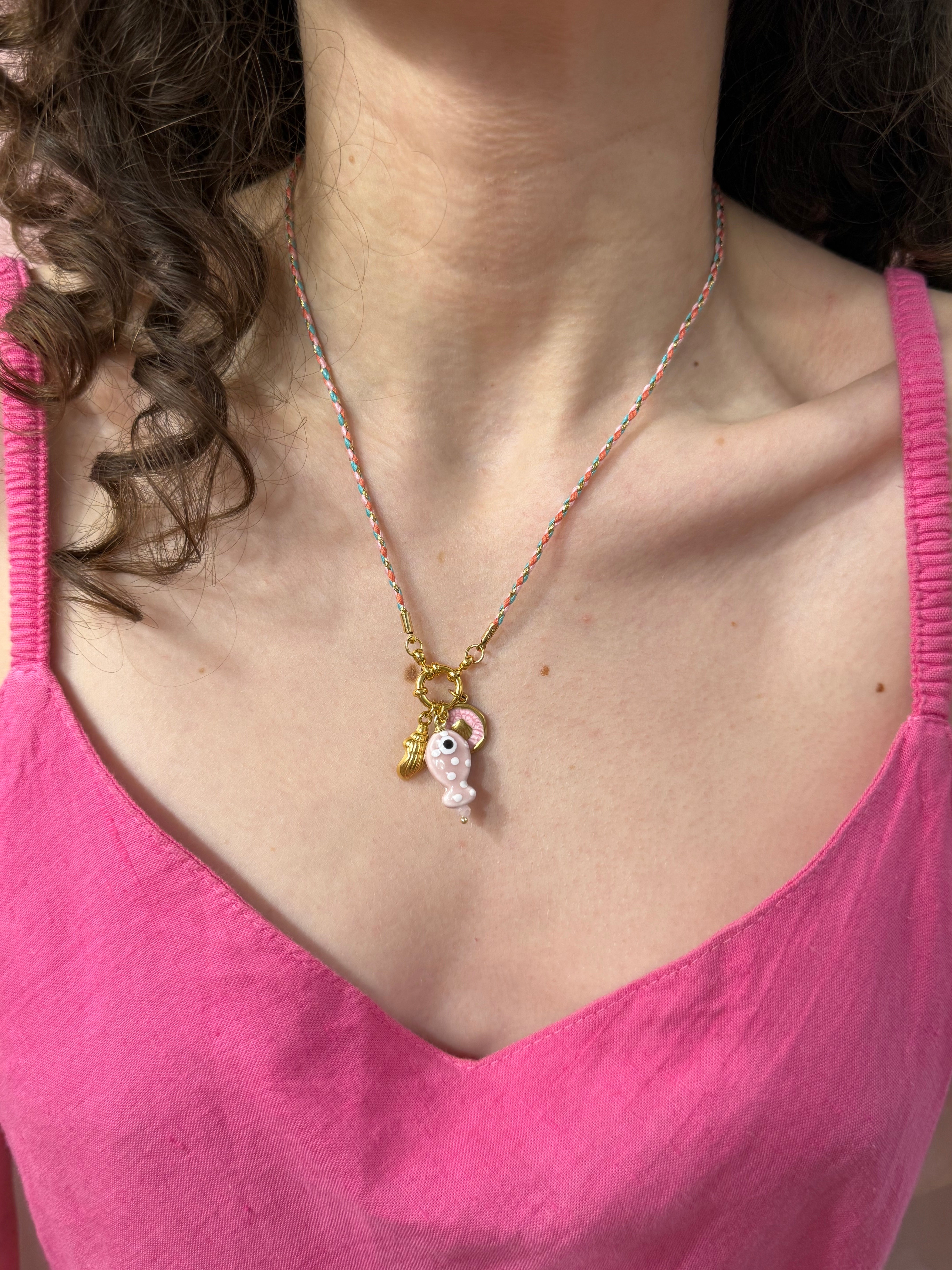 Collana in corda mix ciondoli pesci più colori