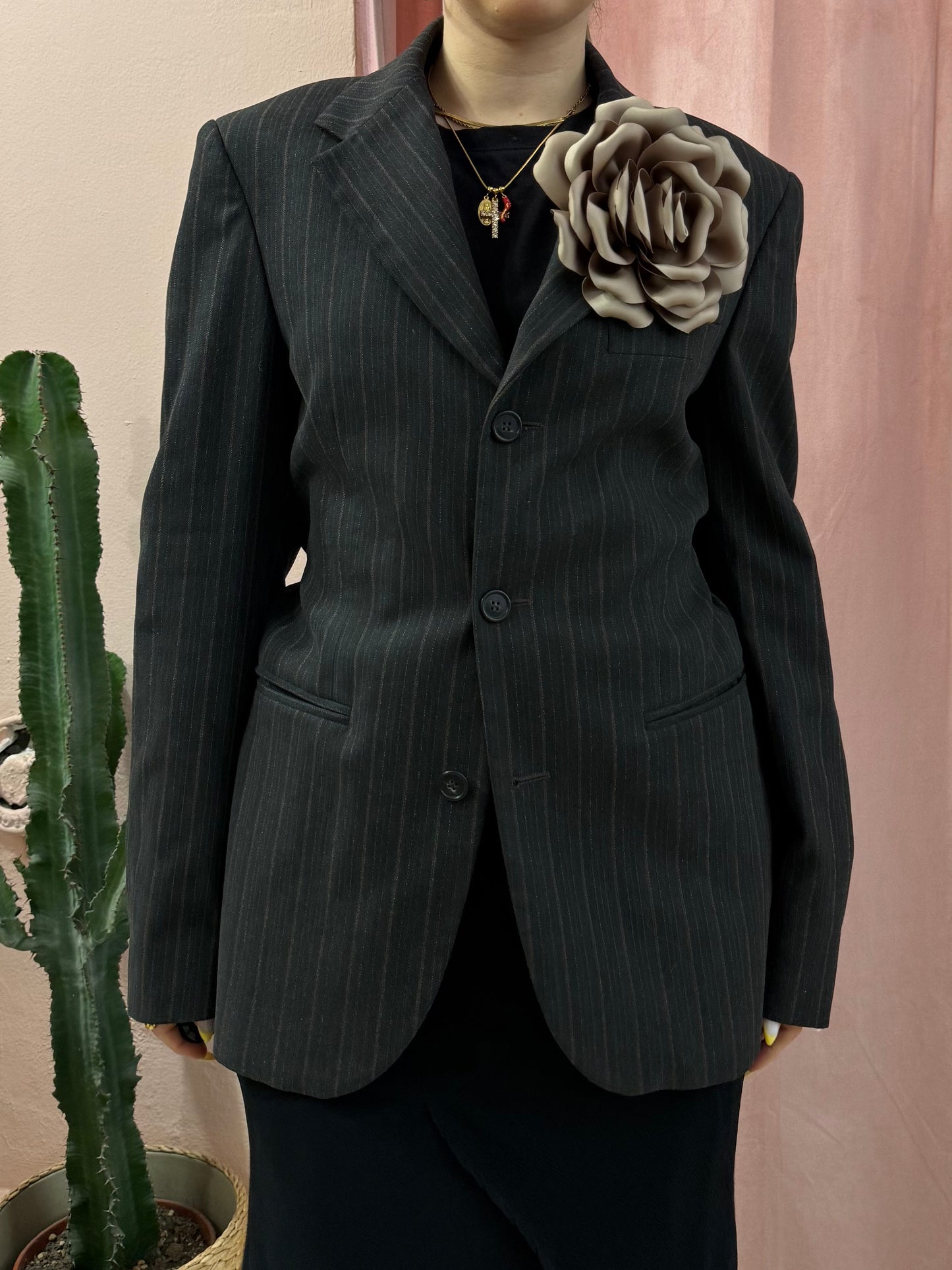 Blazer upcycling fiocco laterale e rosa