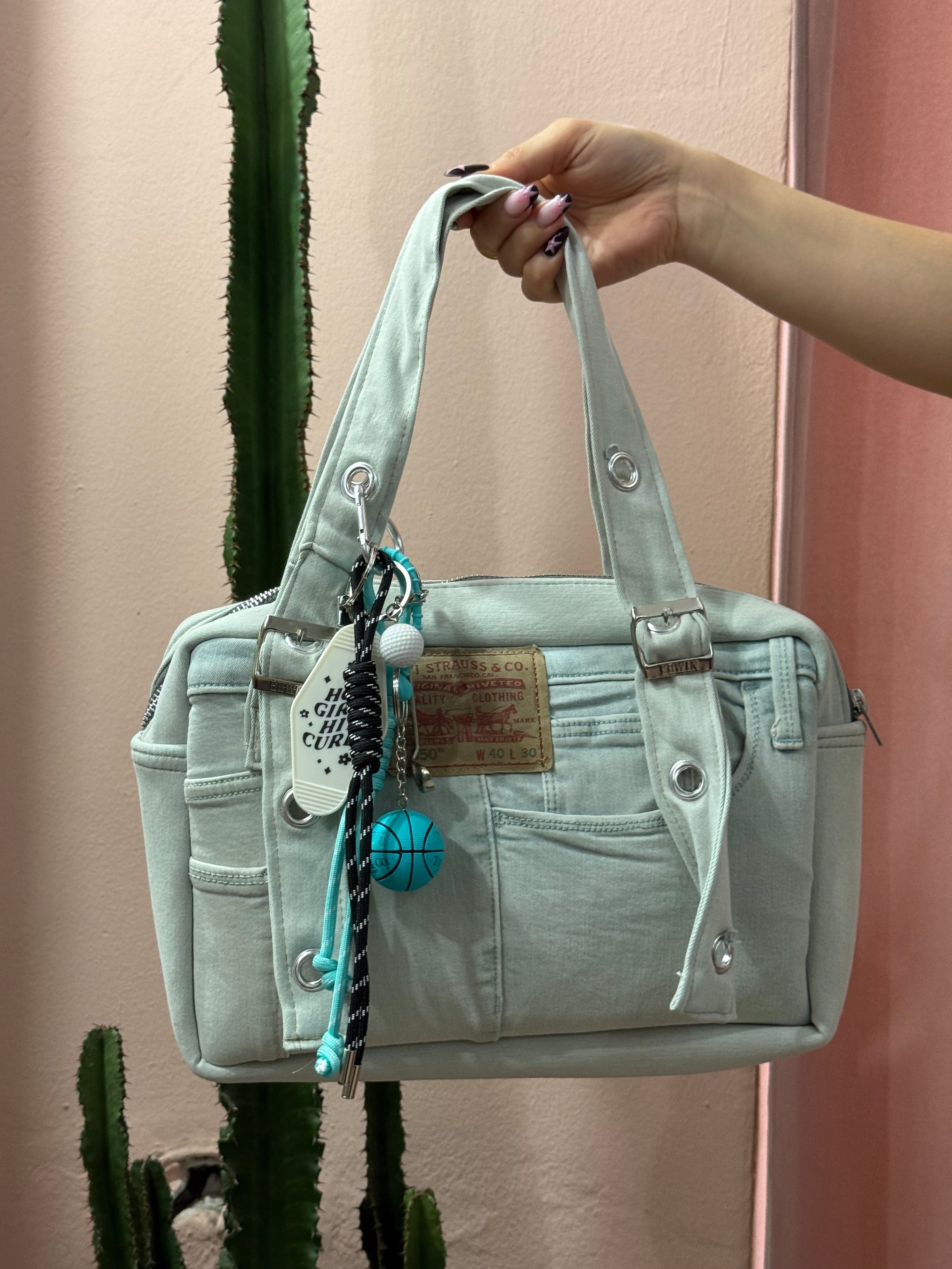 Borsa Levis upcycling menta