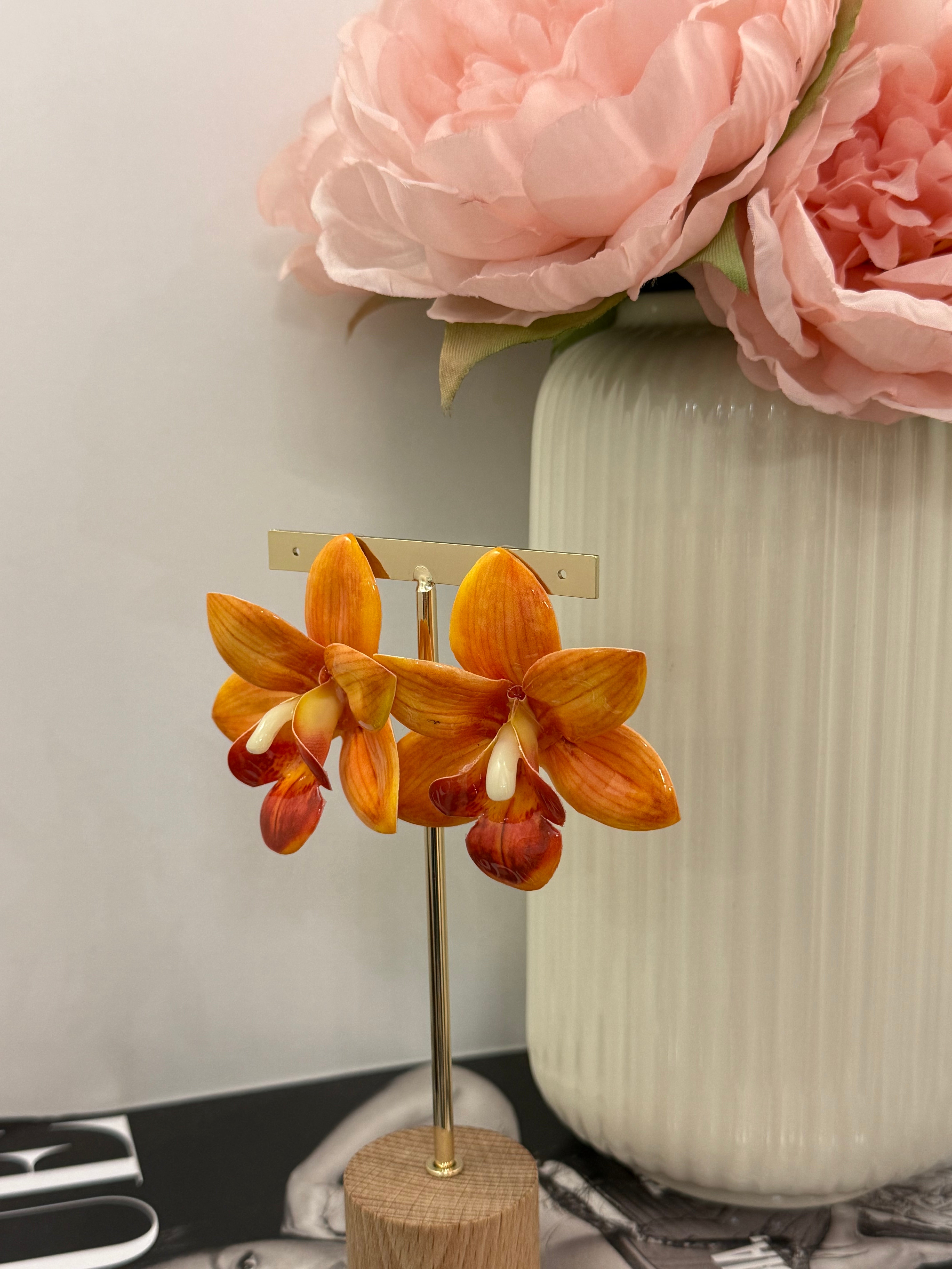 Orecchini a fiore arancioni