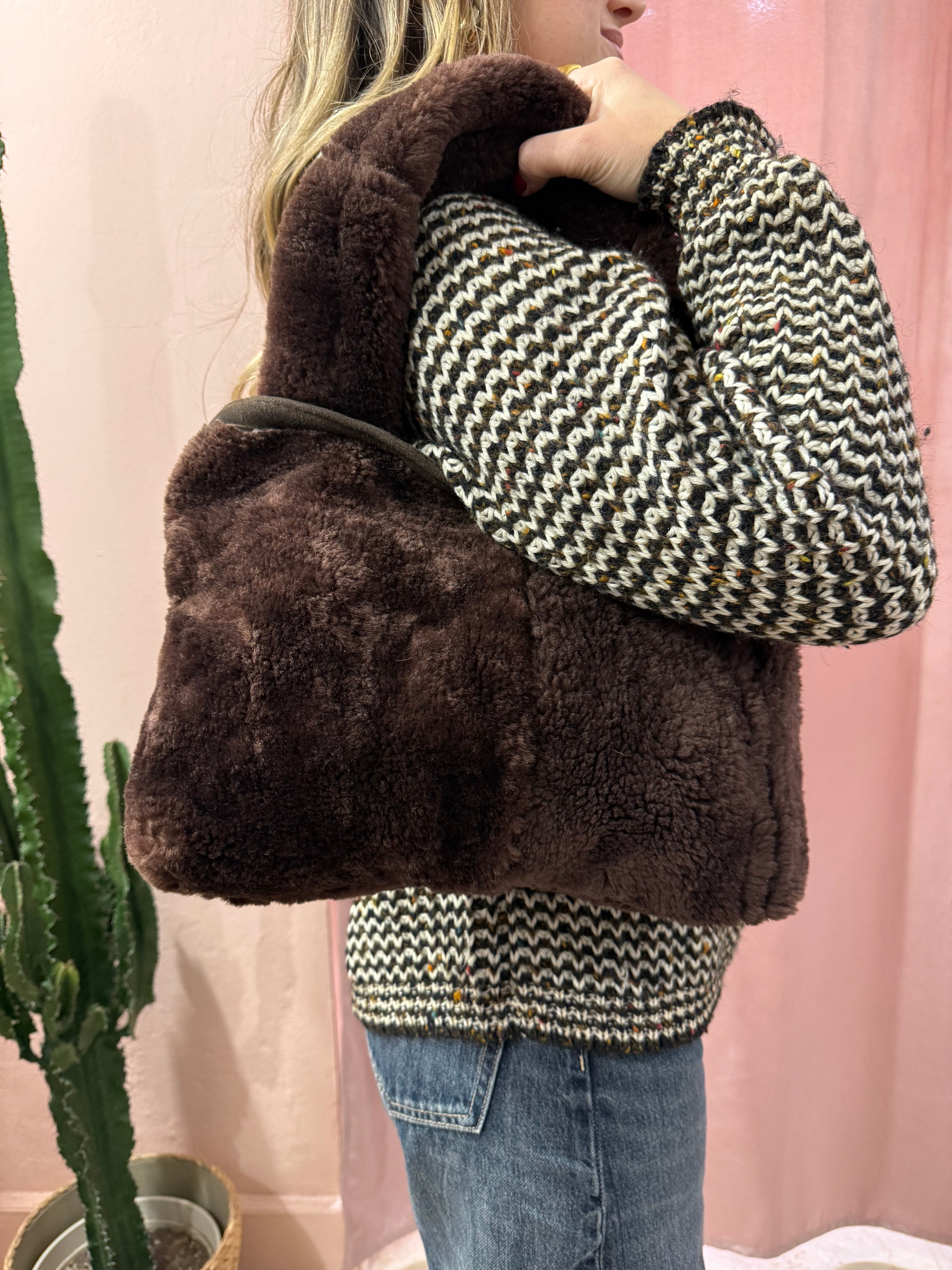 Borsa upcycling Shearling moro