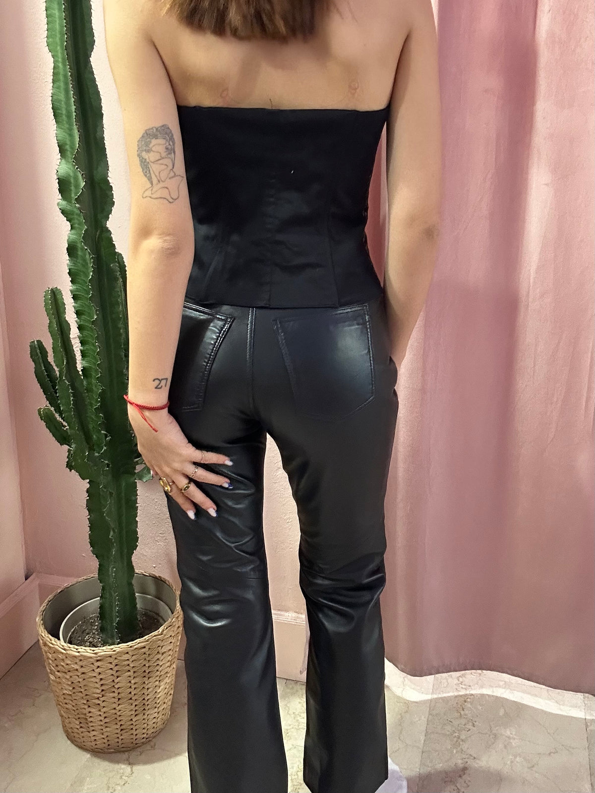 Pantalone in vera pelle a vita alta