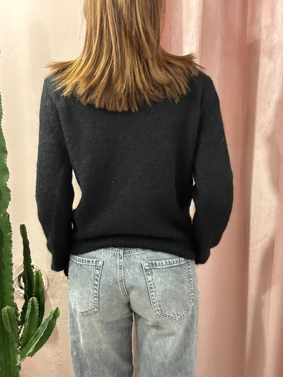 Maglione Blumarine nero con applicazioni