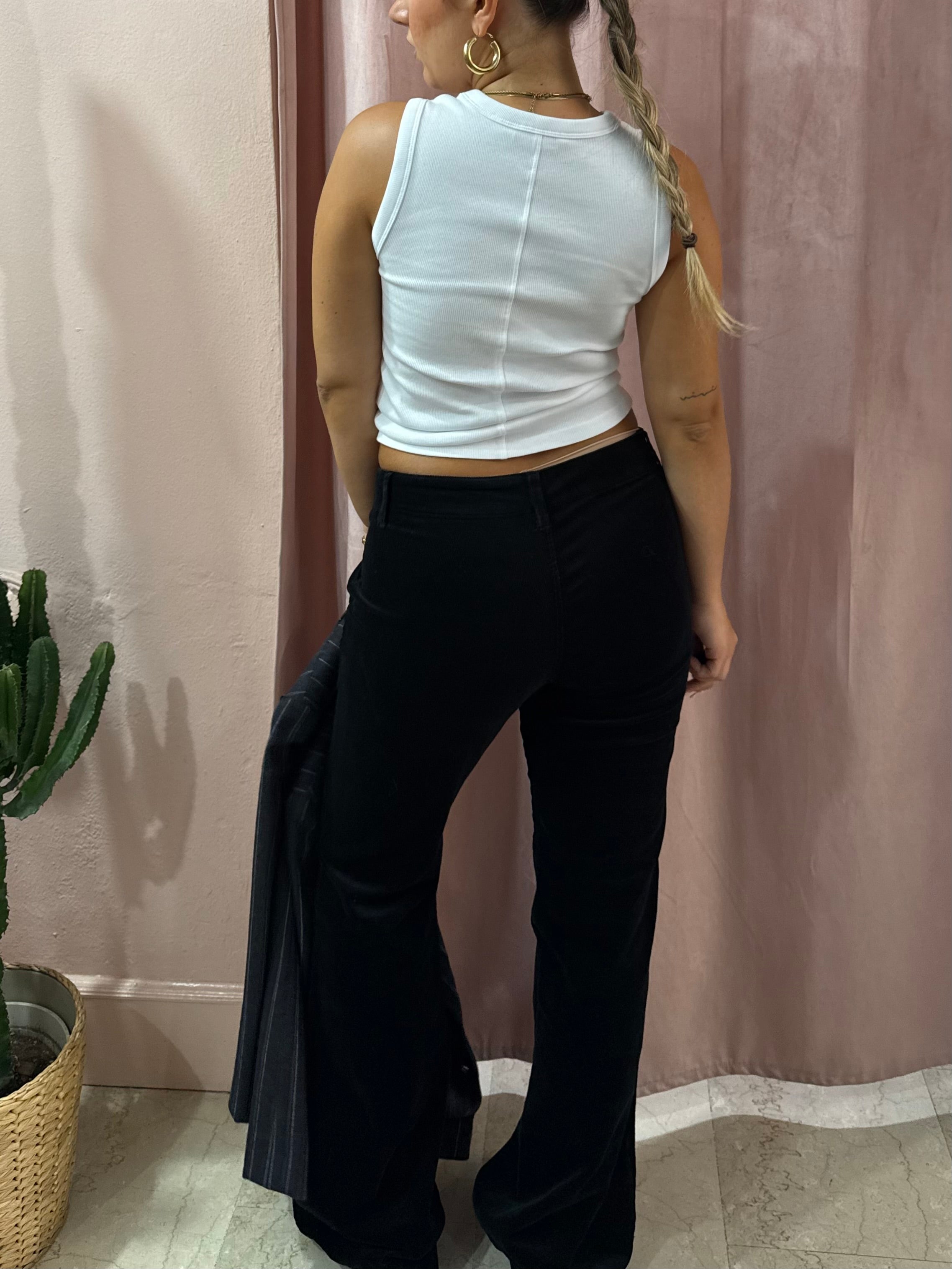 Pantaloni 00s bootcut a costine neri