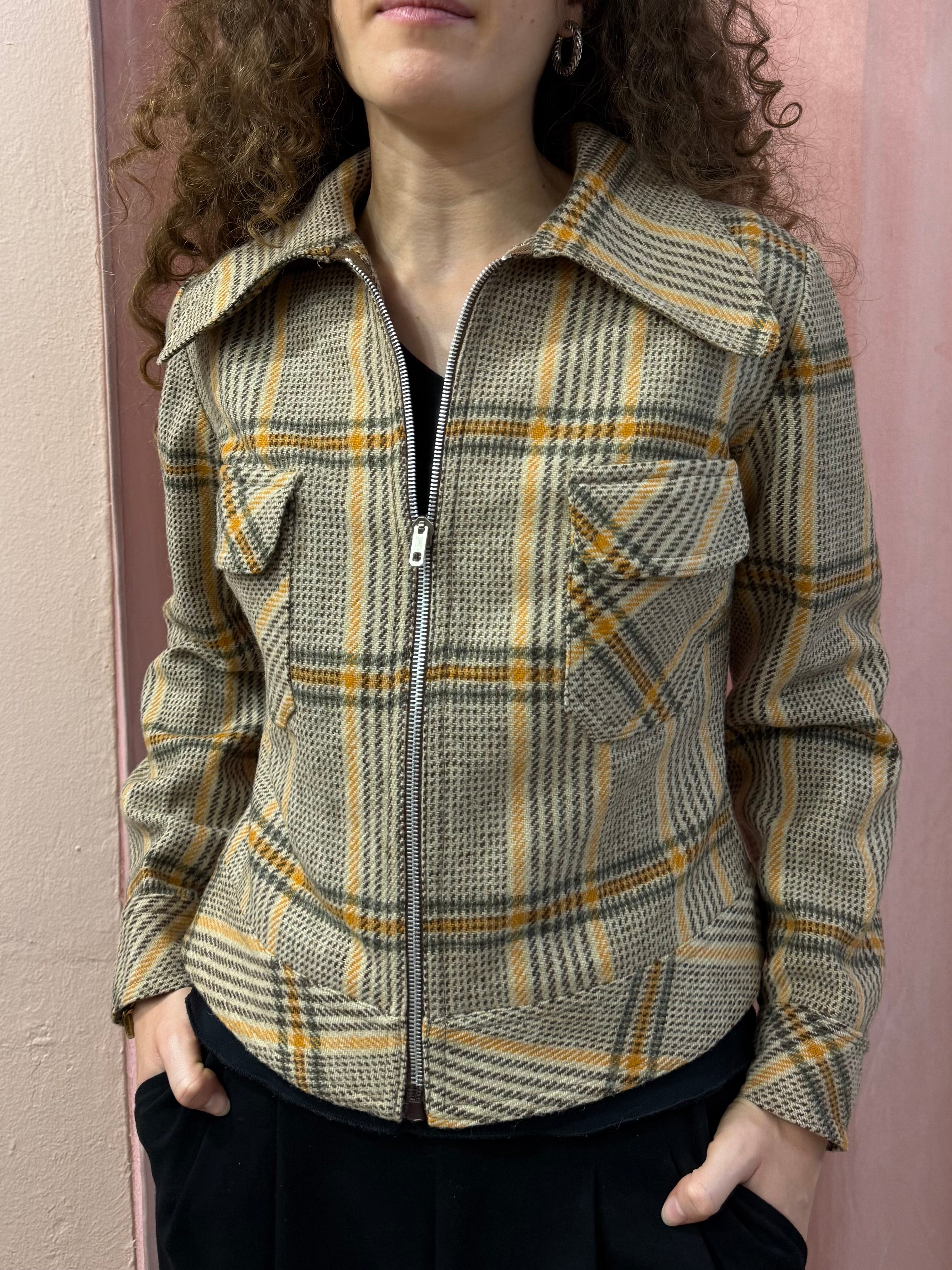 Giacca corta check in lana